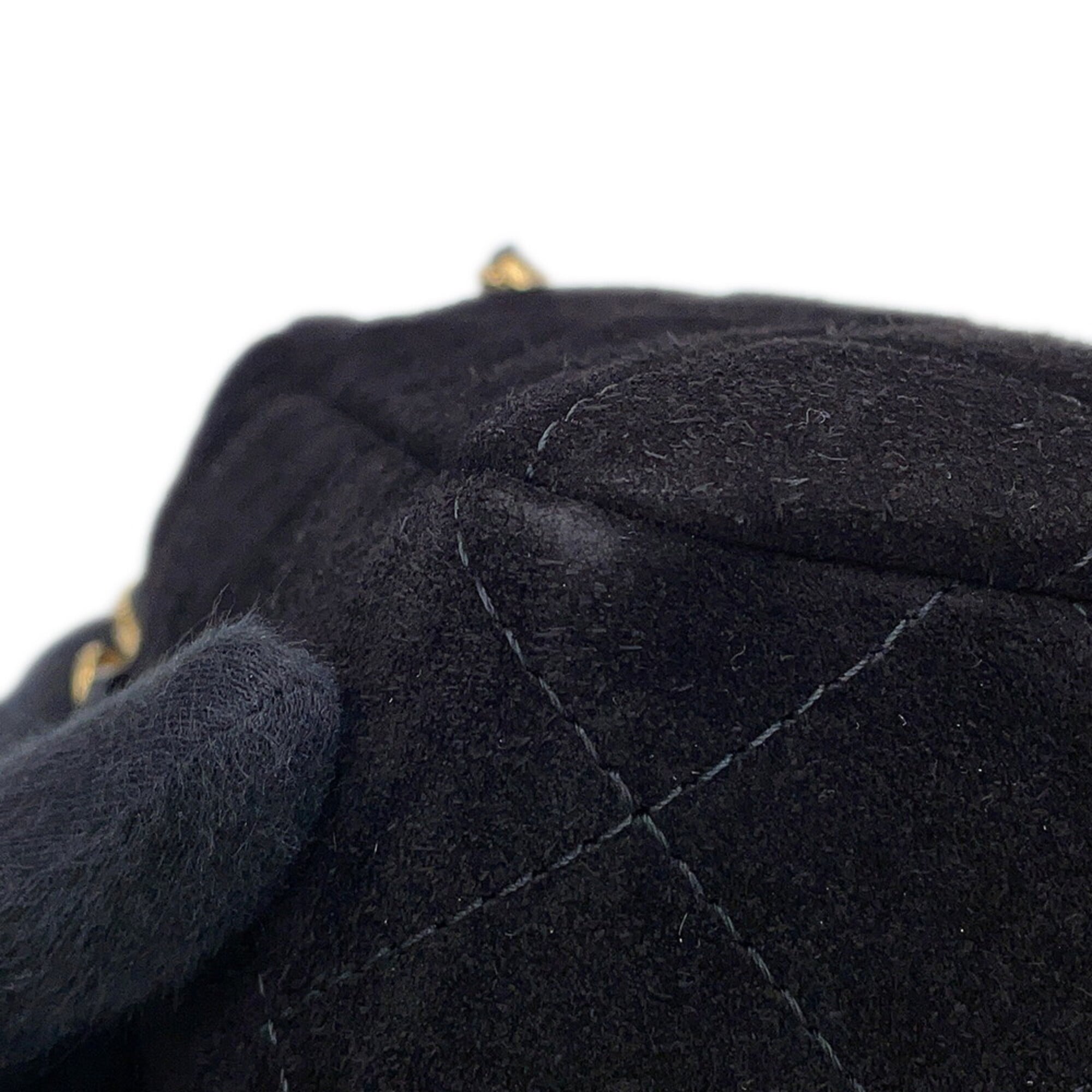 Chanel Black Suede Leather Shoulder Bag (Pre-Owned)