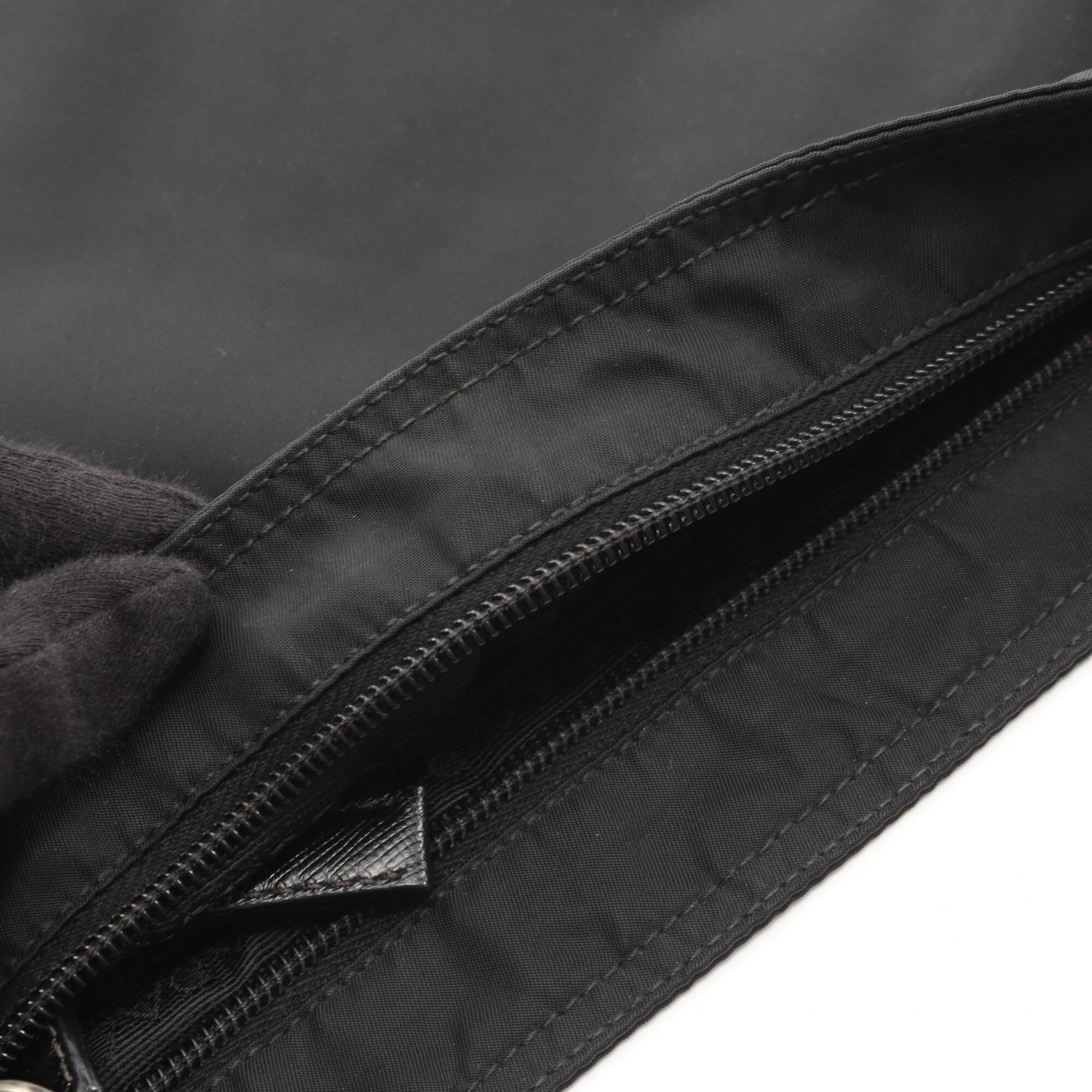 Prada Black Nylon Handbag Shoulder Bag (Pre-Owned)