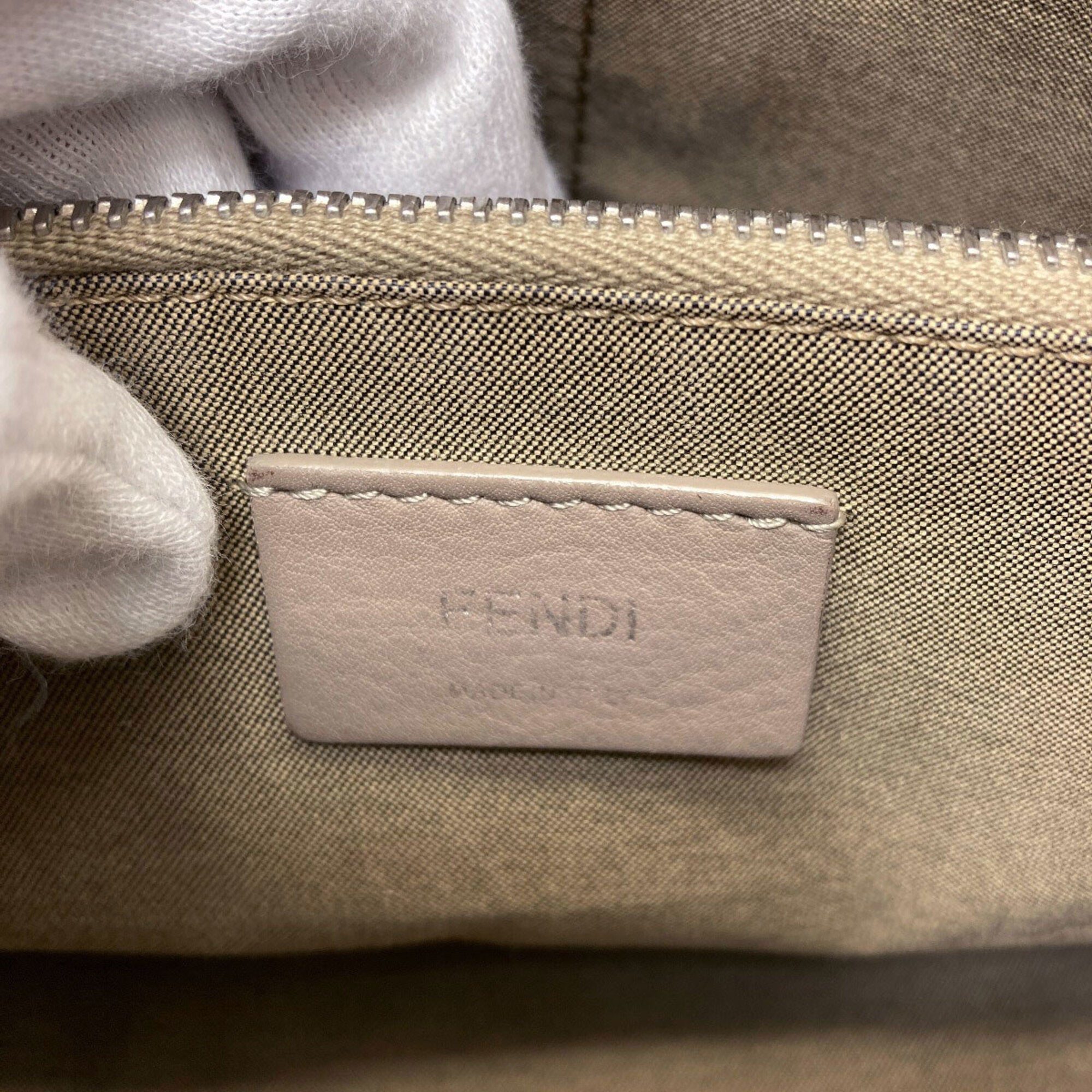 Fendi Grayish Leather Handbag (Pre-Owned)