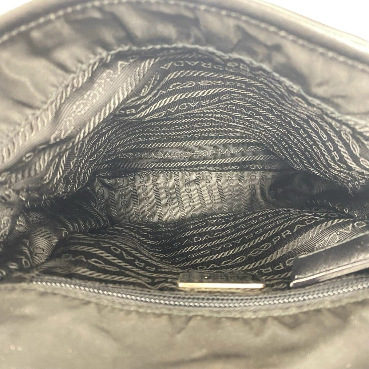 Prada Black Nylon Leather Crossbody Bag Shoulder Bag (Pre-Owned)