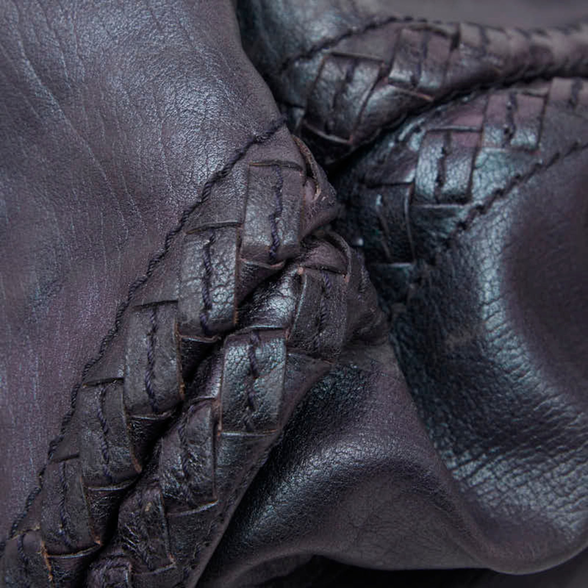Bottega Veneta Purple Leather Shoulder Bag (Pre-Owned)