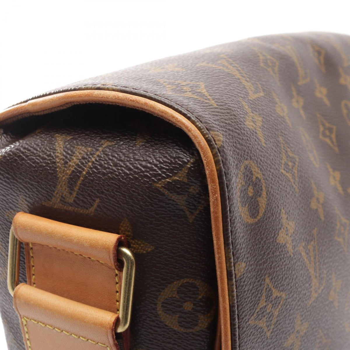 Louis Vuitton Brown Coated Canvas Leather Handbag Shoulder Bag (Pre-Owned)