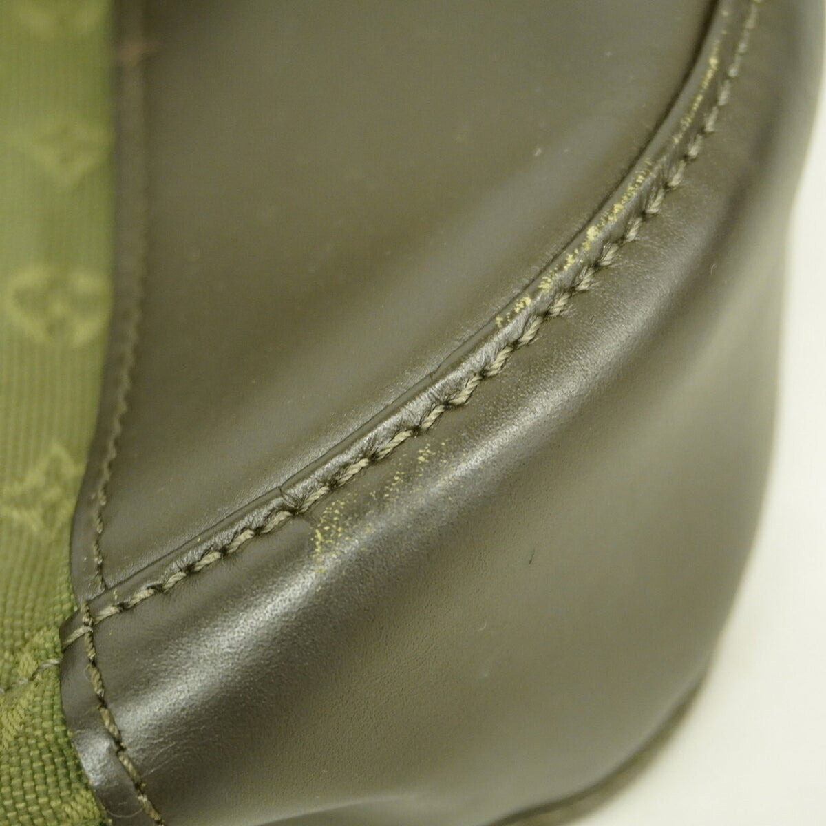 Louis Vuitton Tst Khaki Shoulder Bag (Pre-Owned)
