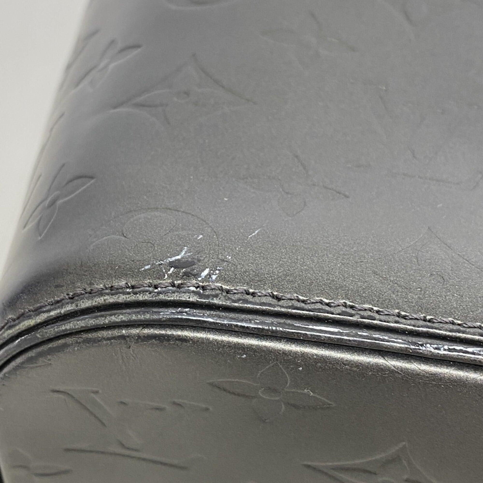 Louis Vuitton Noir Tote Bag (Pre-Owned)