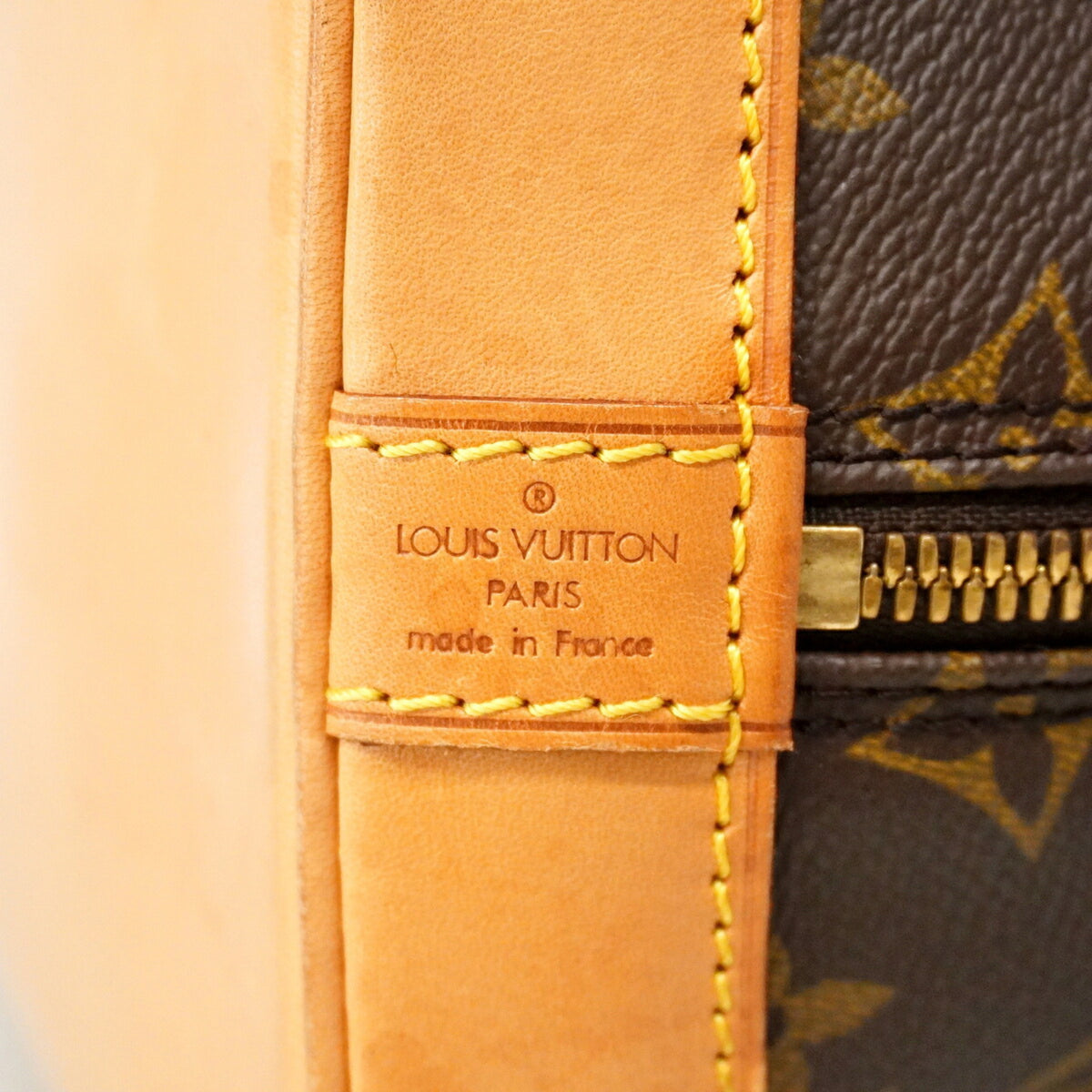 Louis Vuitton Brown Handbag (Pre-Owned)