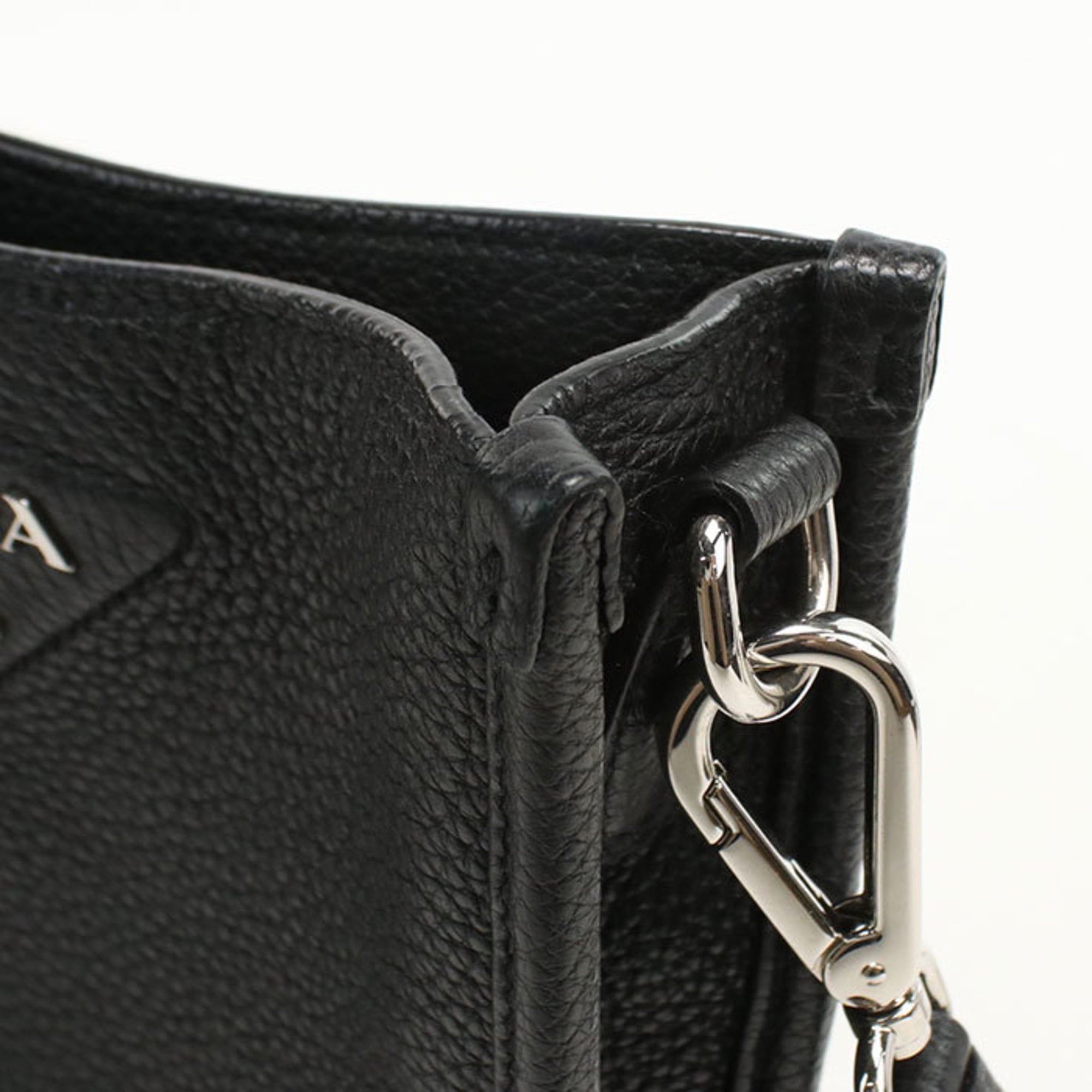 Prada Black Leather Shoulder Bag (Pre-Owned)