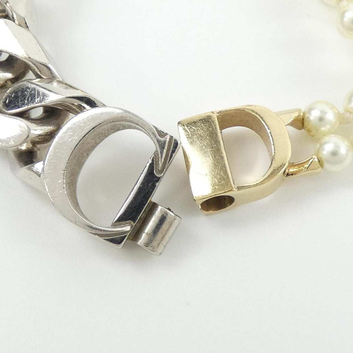 Christian Dior Silver White Charm Bracelet (Pre-Owned)