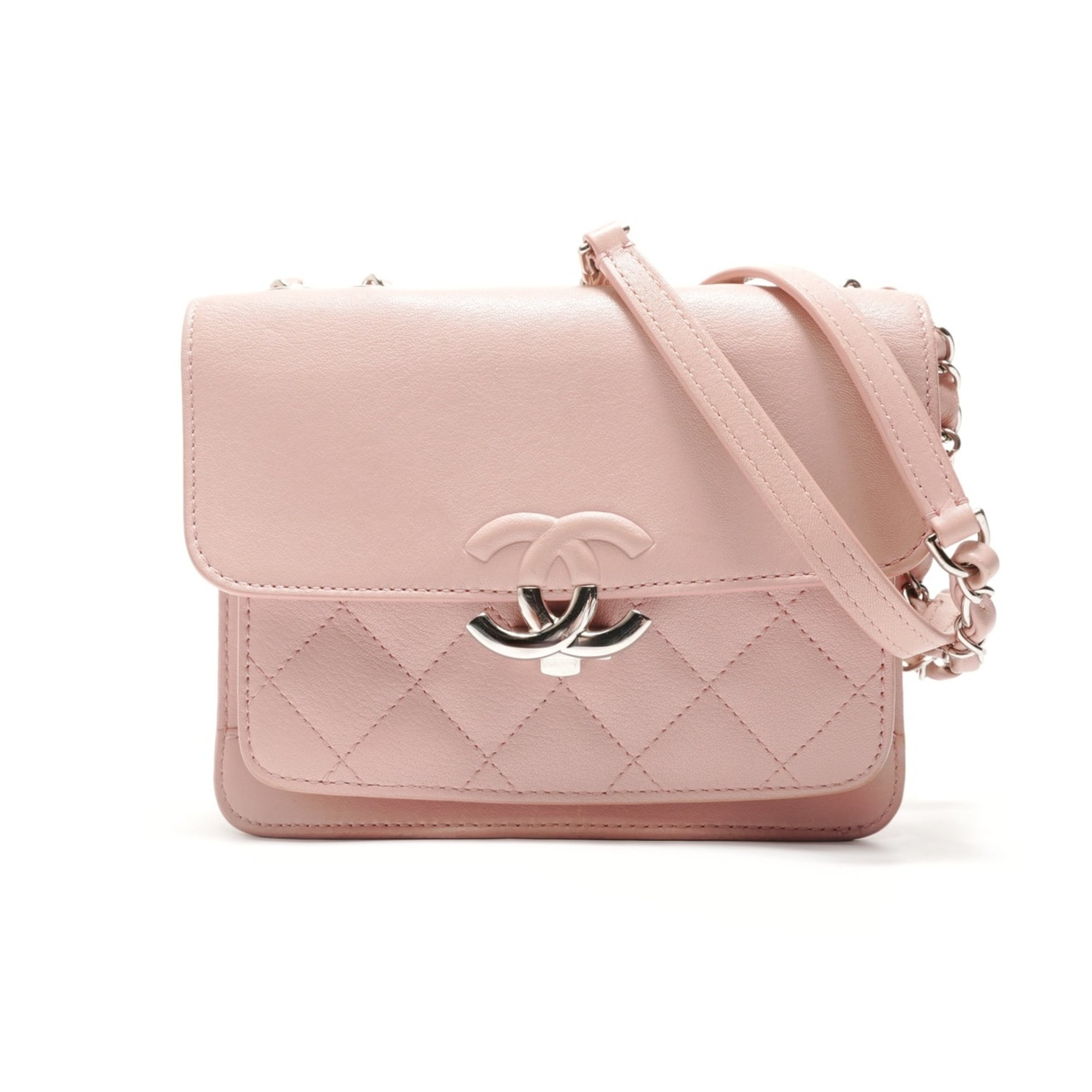 Chanel Pink Shoulder Bag (Pre-Owned)