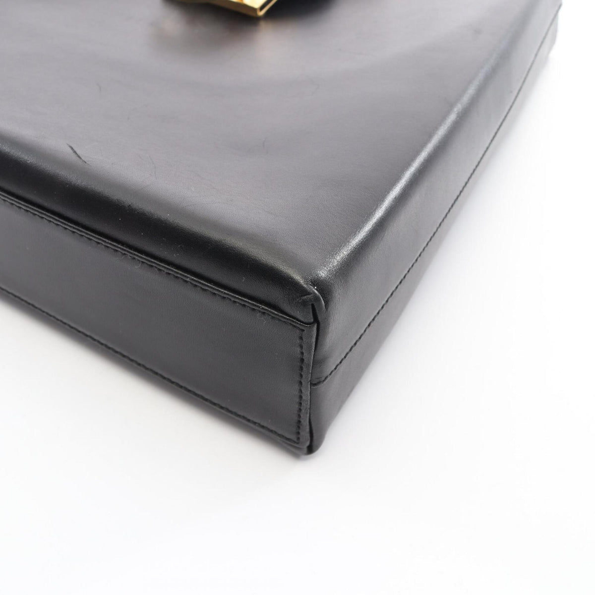 Salvatore Ferragamo Black Leather Handbag Shoulder Bag (Pre-Owned)