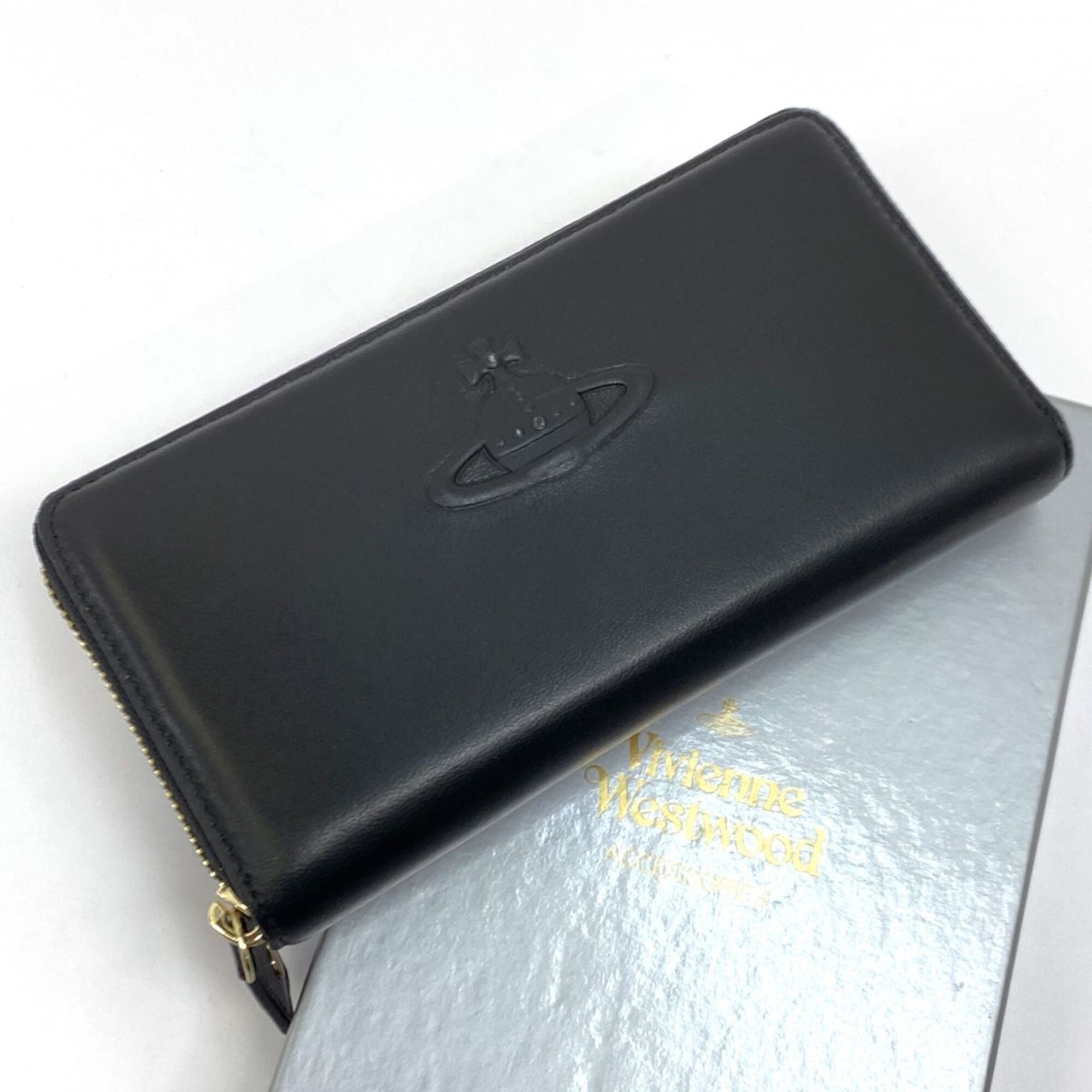 Vivienne Westwood Black Long Wallet (Bi-Fold) (Pre-Owned)