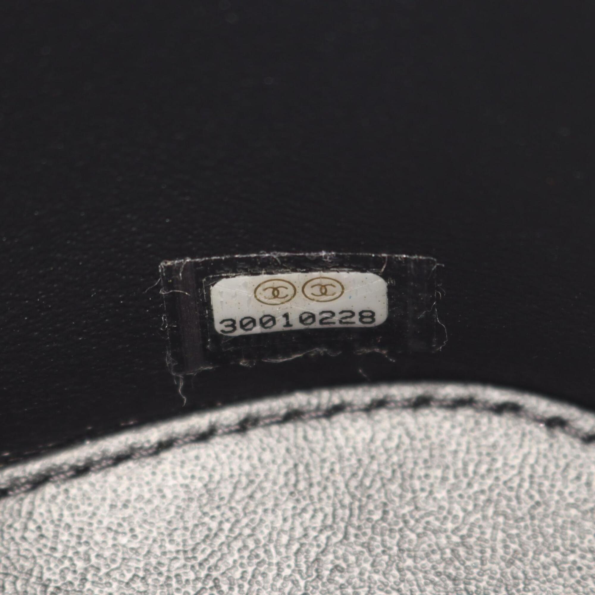 Chanel Black Leather Handbag Shoulder Bag (Pre-Owned)