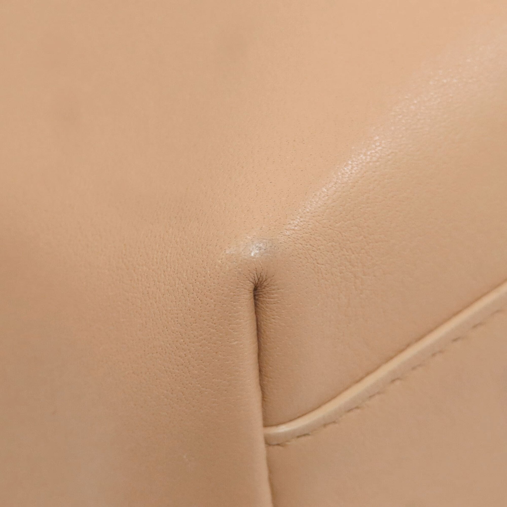 Cartier Beige Leather Tote Bag (Pre-Owned)