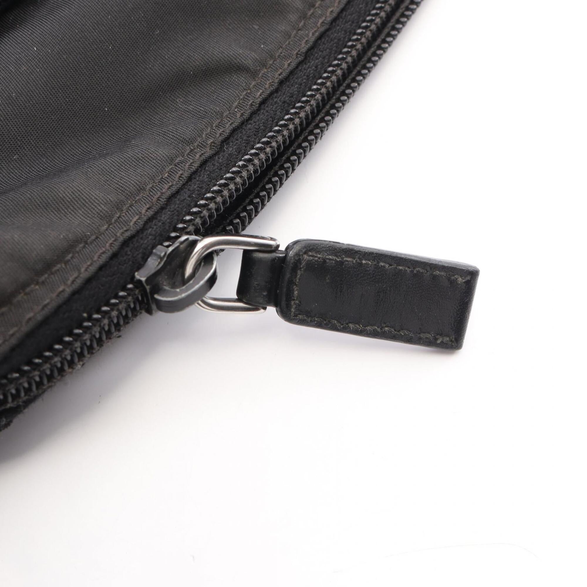 Prada Black Nylon Leather Handbag Shoulder Bag (Pre-Owned)