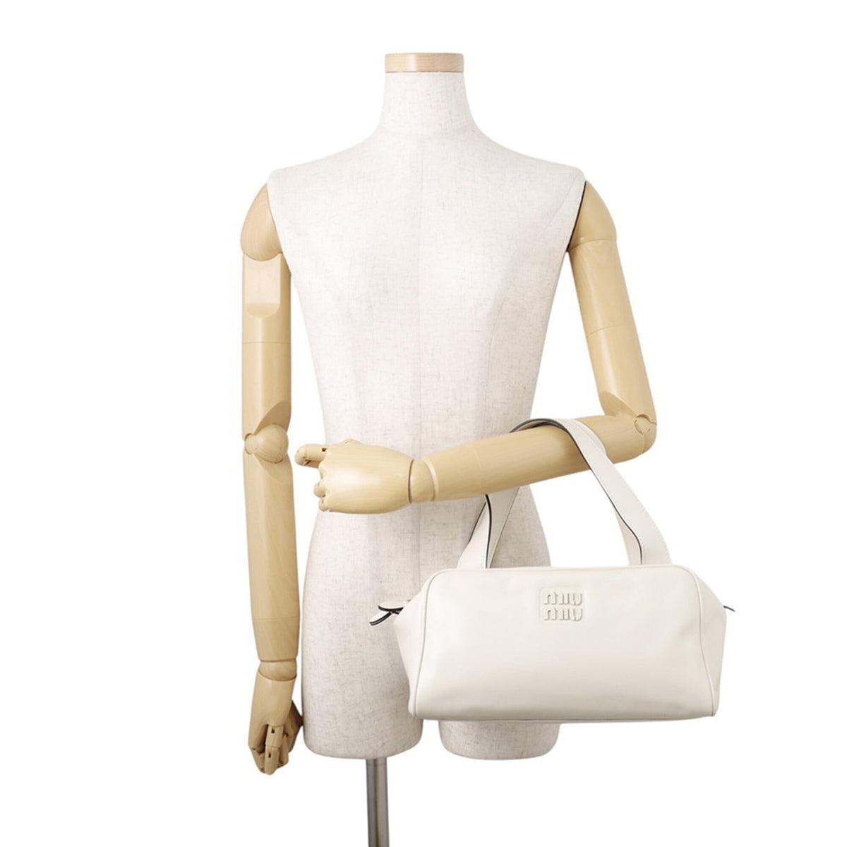 Miu Miu White Leather Handbag (Pre-Owned)