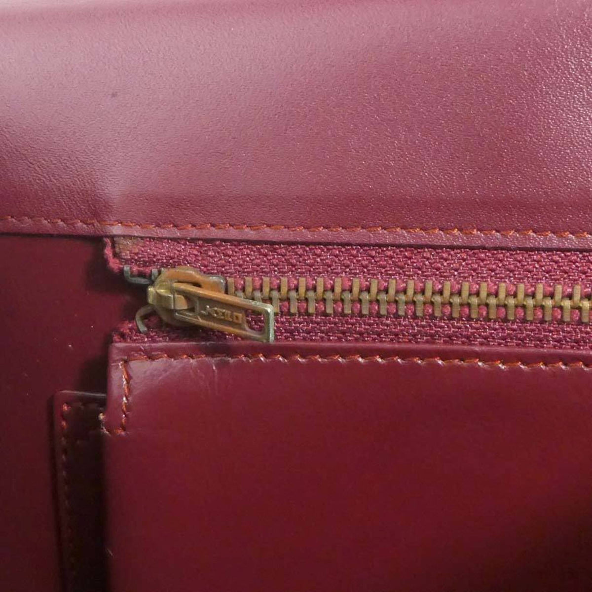 Cartier Burgundy Leather Clutch Bag (Pre-Owned)