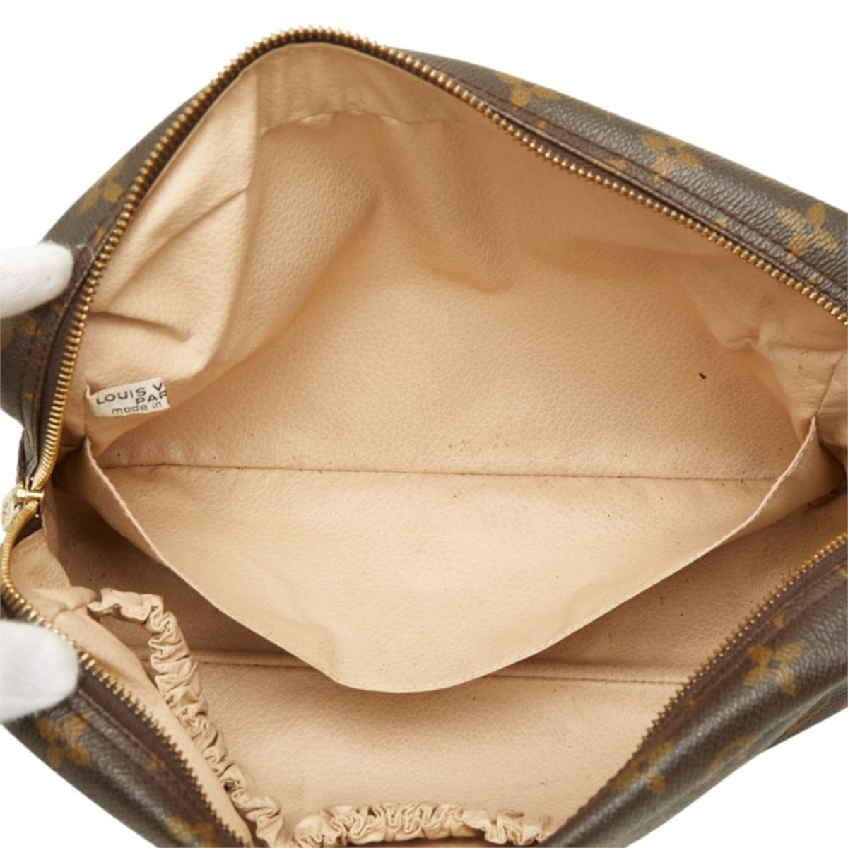 Louis Vuitton Brown Monogram Monogram Clutch Bag Pouch (Pre-Owned)