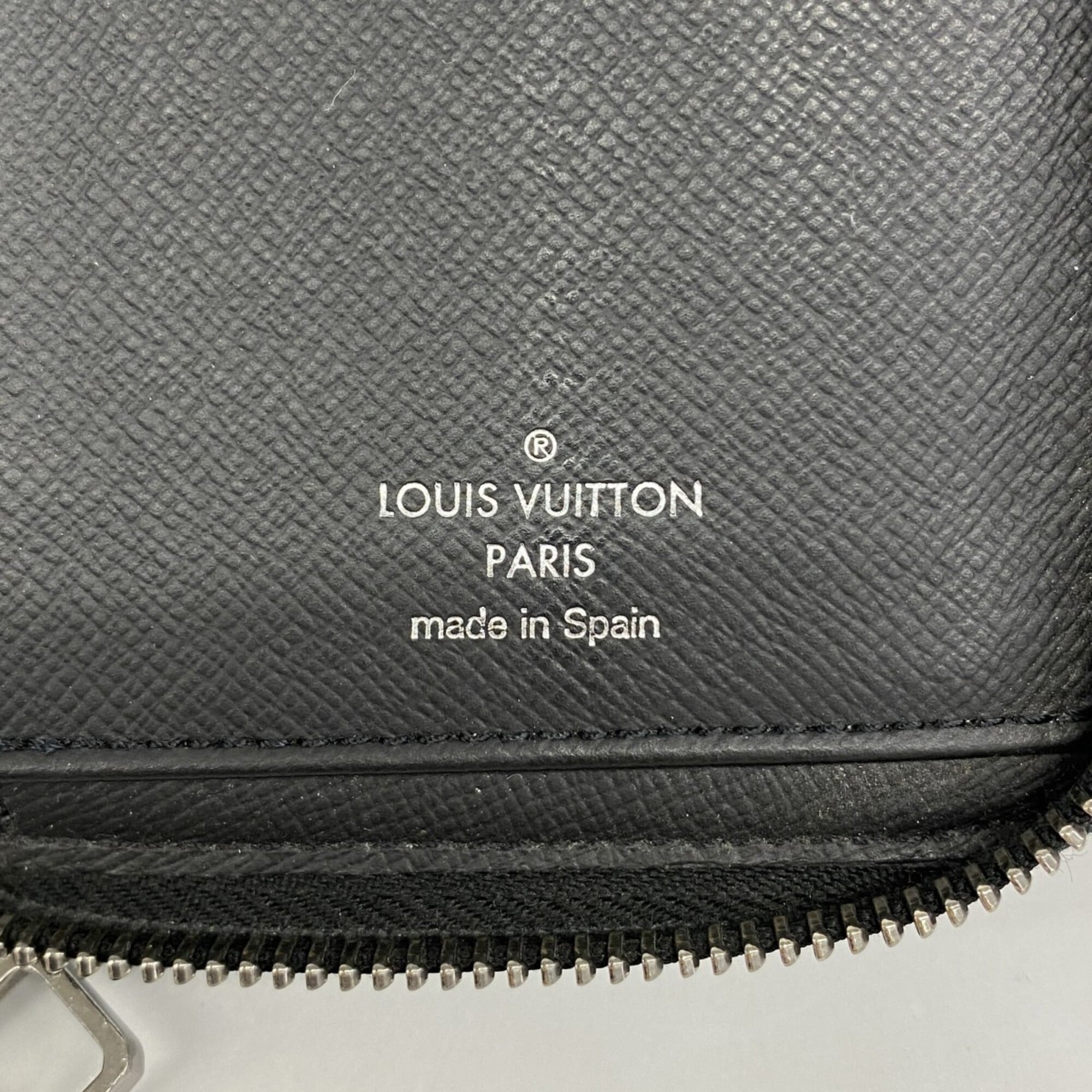 Louis Vuitton Black Long Wallet (Bi-Fold) (Pre-Owned)