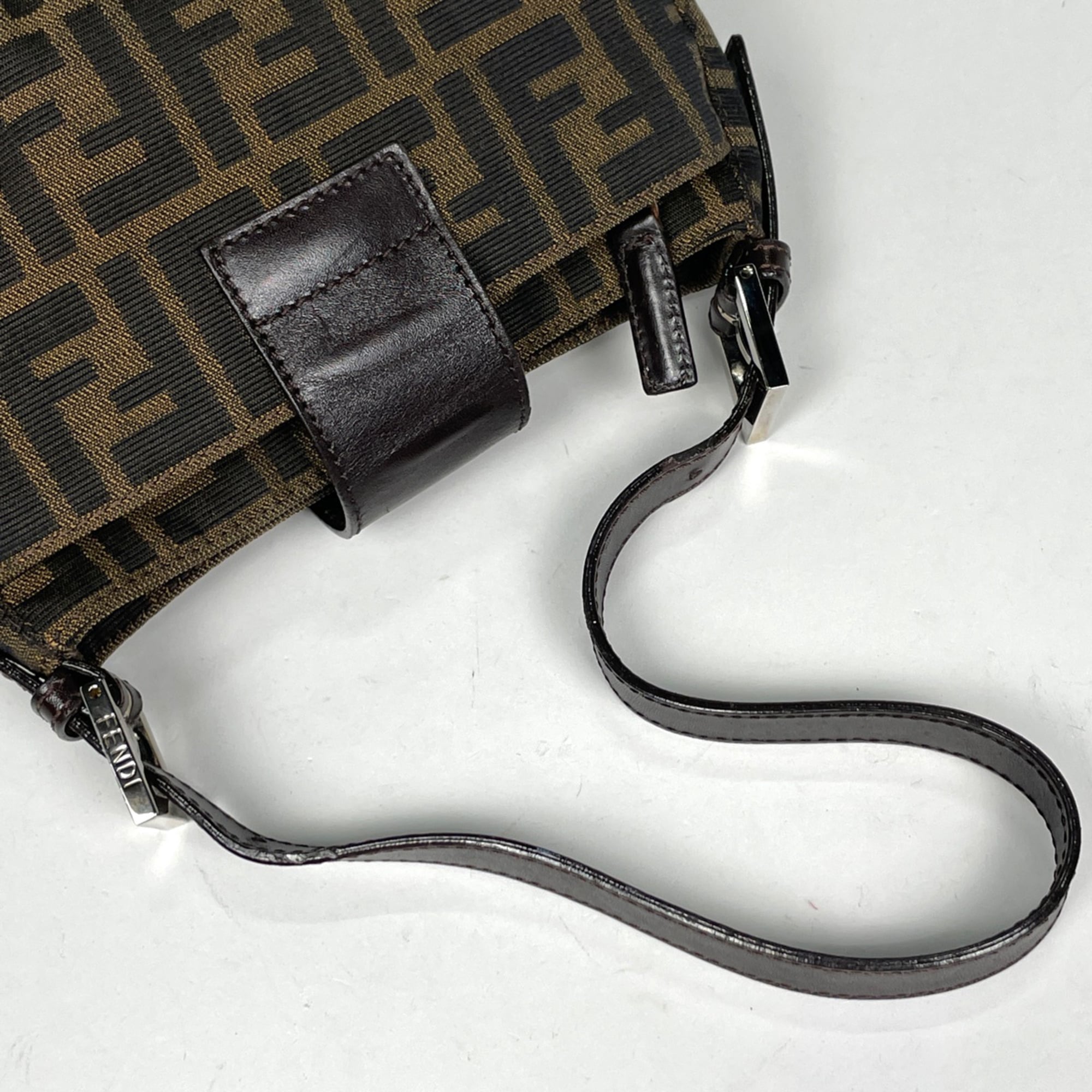 Fendi Brown Canvas Leather Handbag (Pre-Owned)