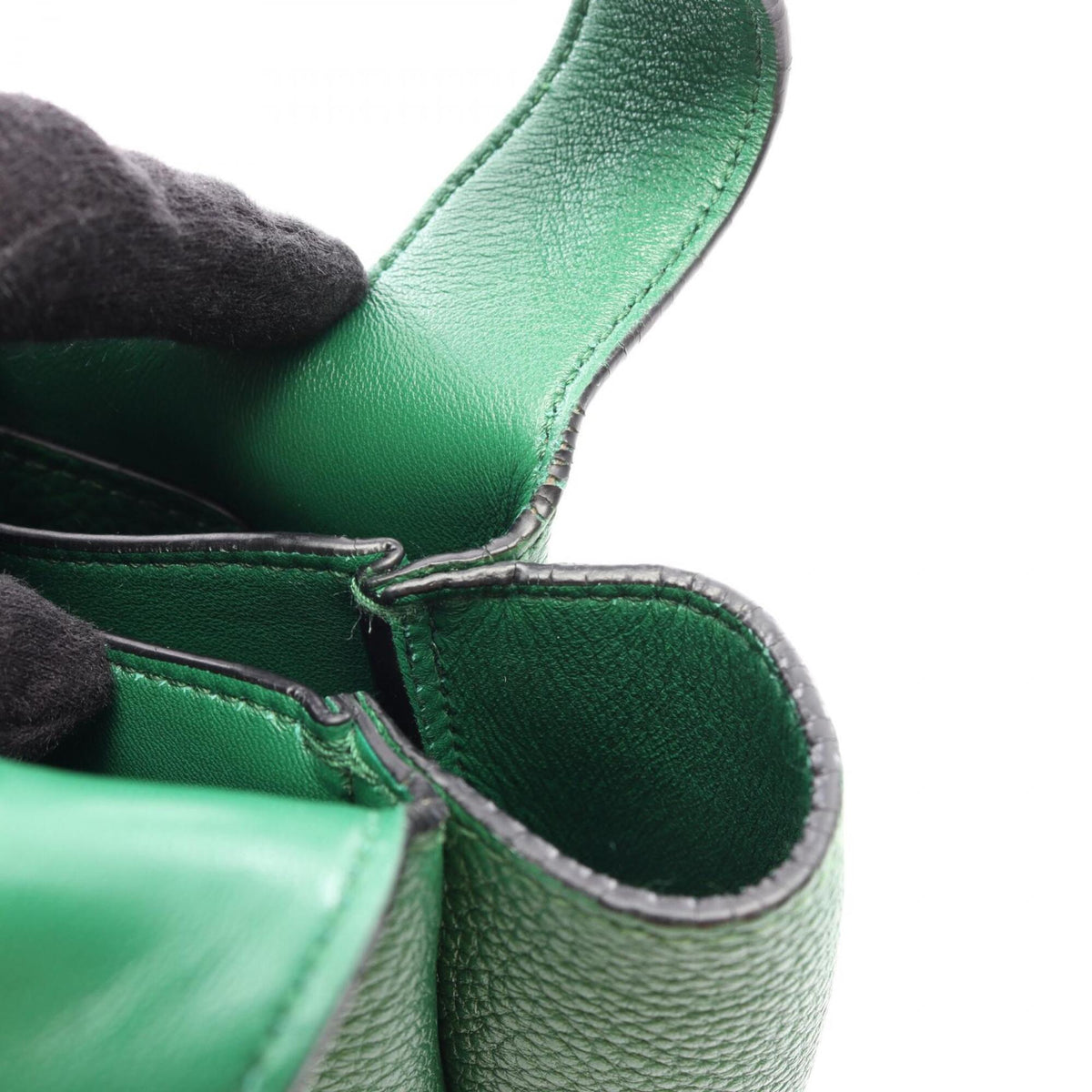 Prada Green Leather Handbag (Pre-Owned)