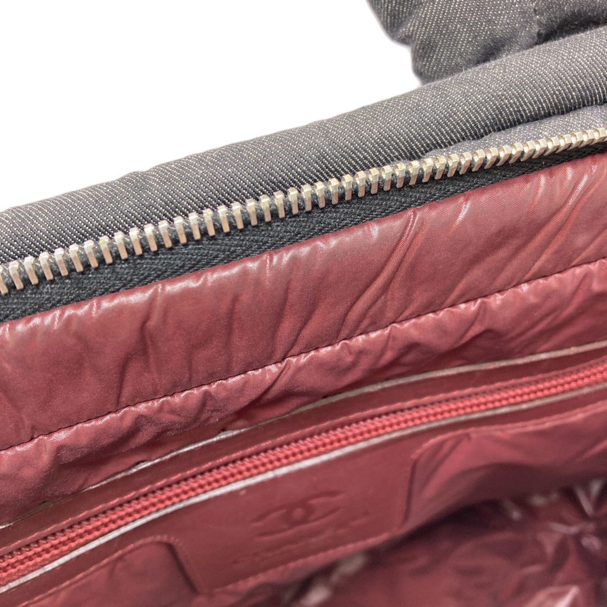 Chanel Denim Gray Denim Tote Bag (Pre-Owned)