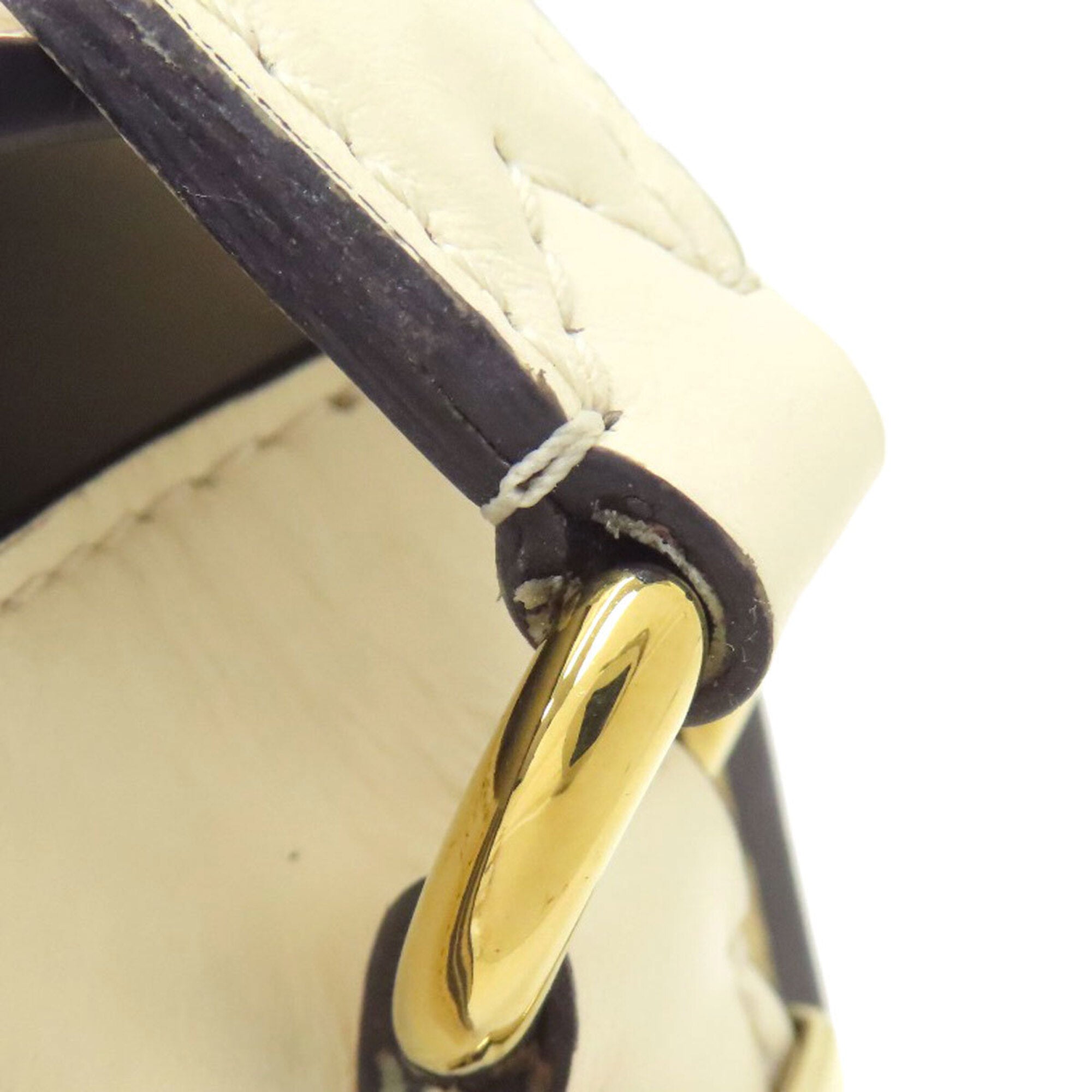 Louis Vuitton Beige Leather Shoulder Bag (Pre-Owned)