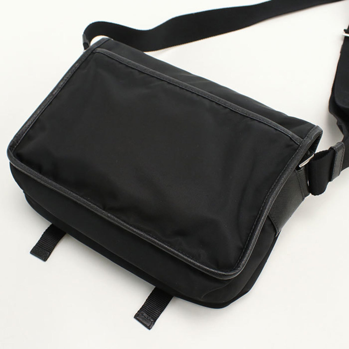 Prada Black Nylon Shoulder Bag (Pre-Owned)