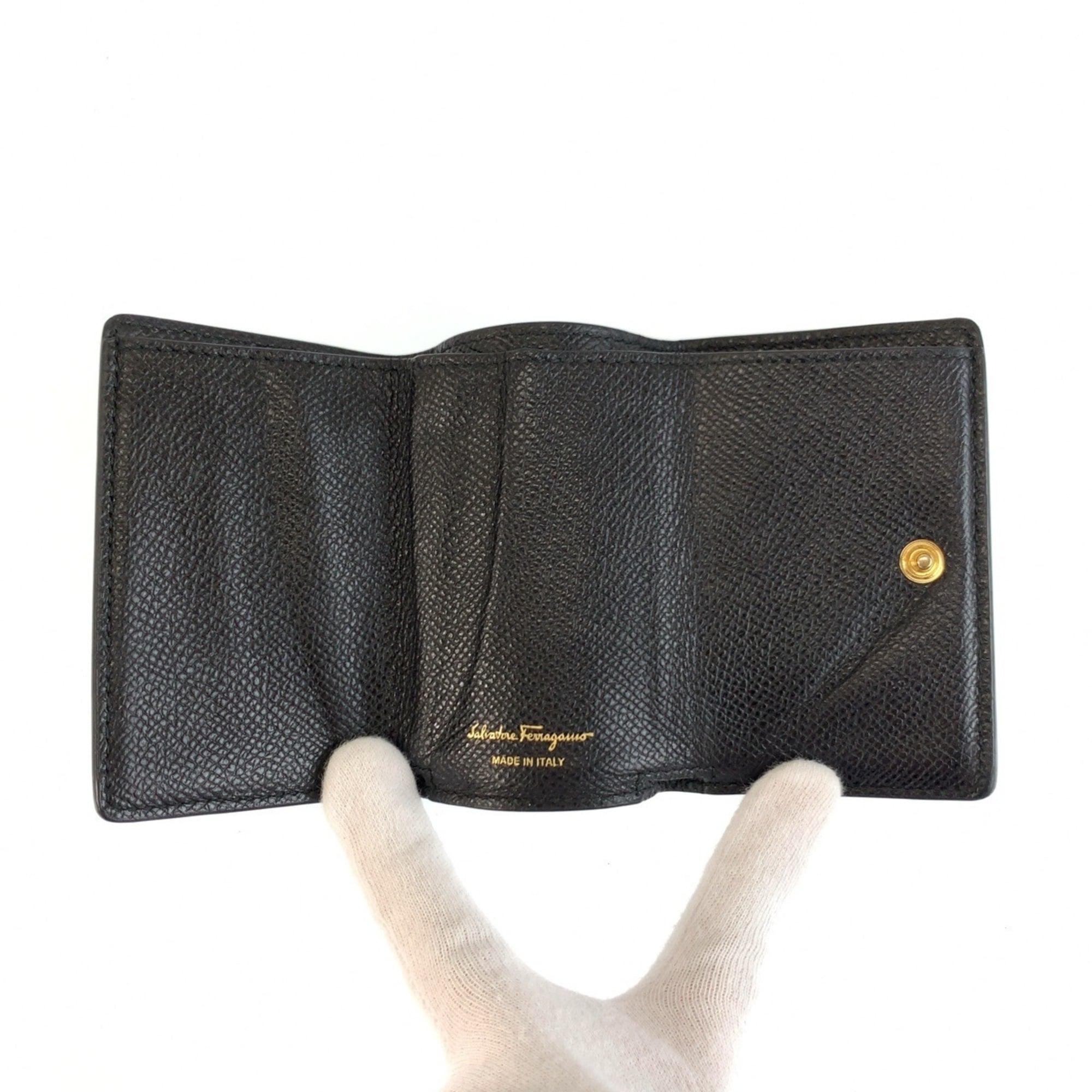 Salvatore Ferragamo Black Leather Wallet (Tri-Fold) (Pre-Owned)