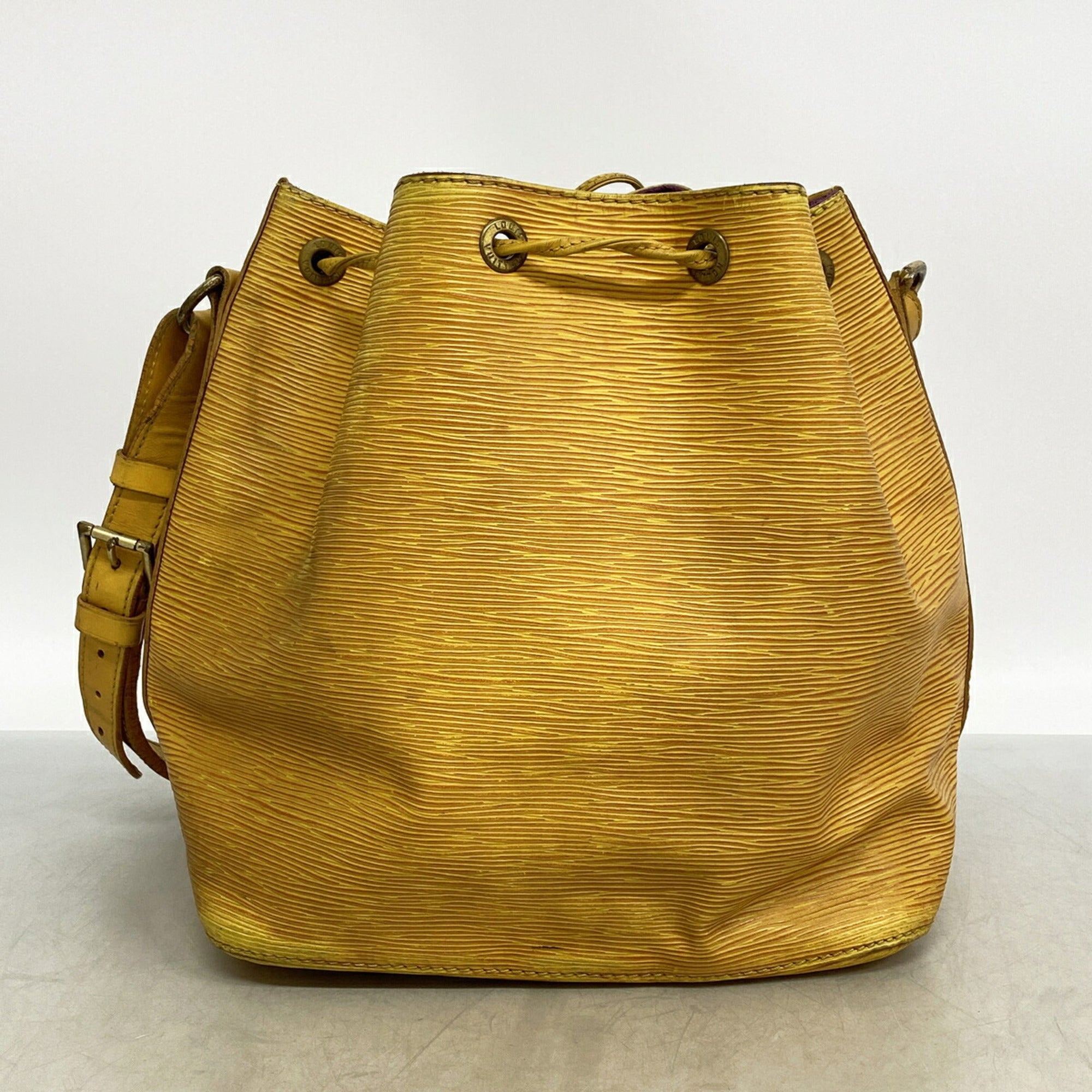 Louis Vuitton Jaune Shoulder Bag (Pre-Owned)