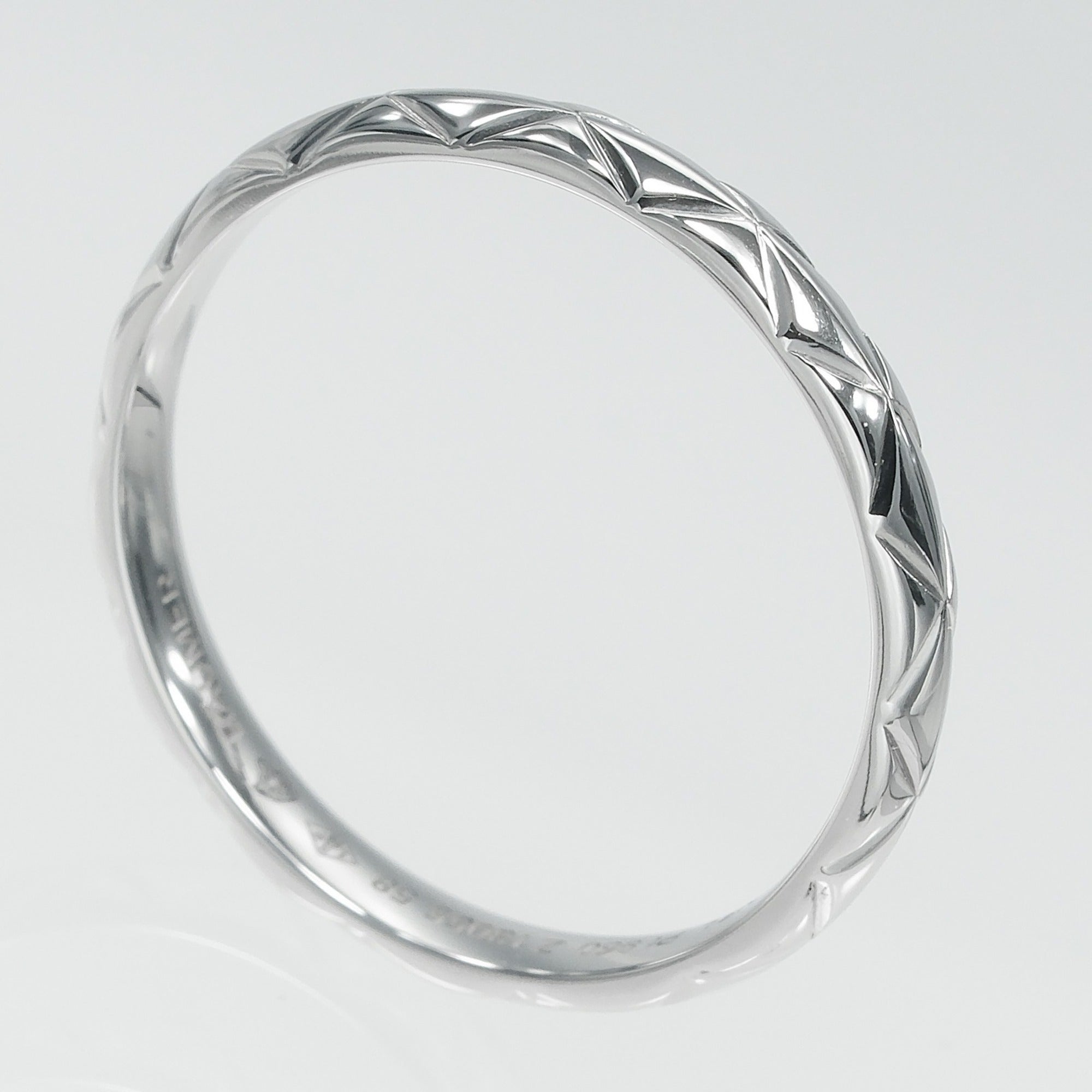 Chanel Matelasse Platinum 950 Band Ring (Pre-Owned)