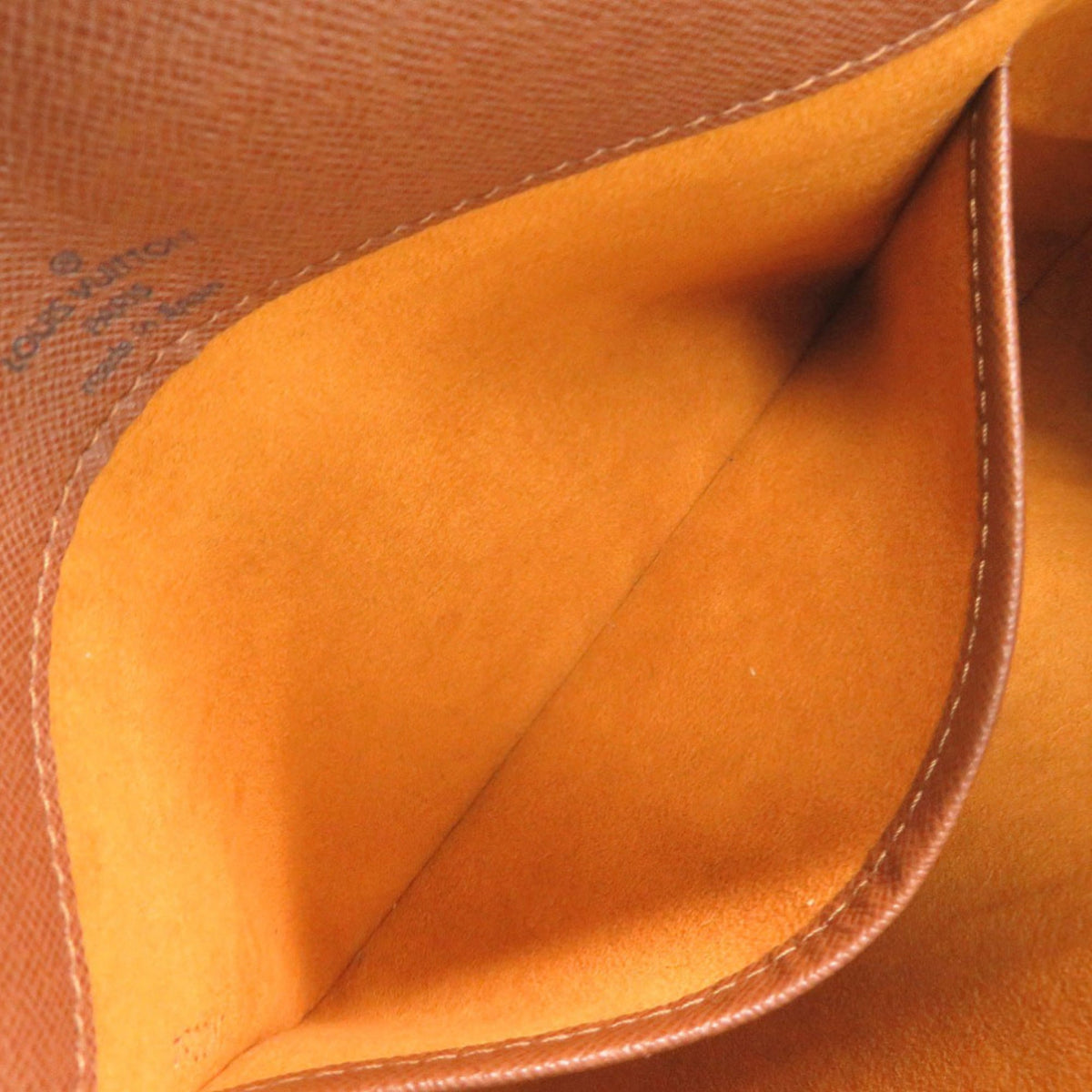 Louis Vuitton Brown Monogram Shoulder Bag (Pre-Owned)