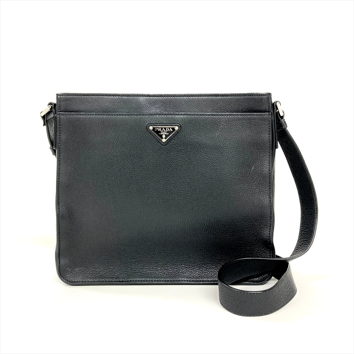 Prada Black Leather Shoulder Bag (Pre-Owned)