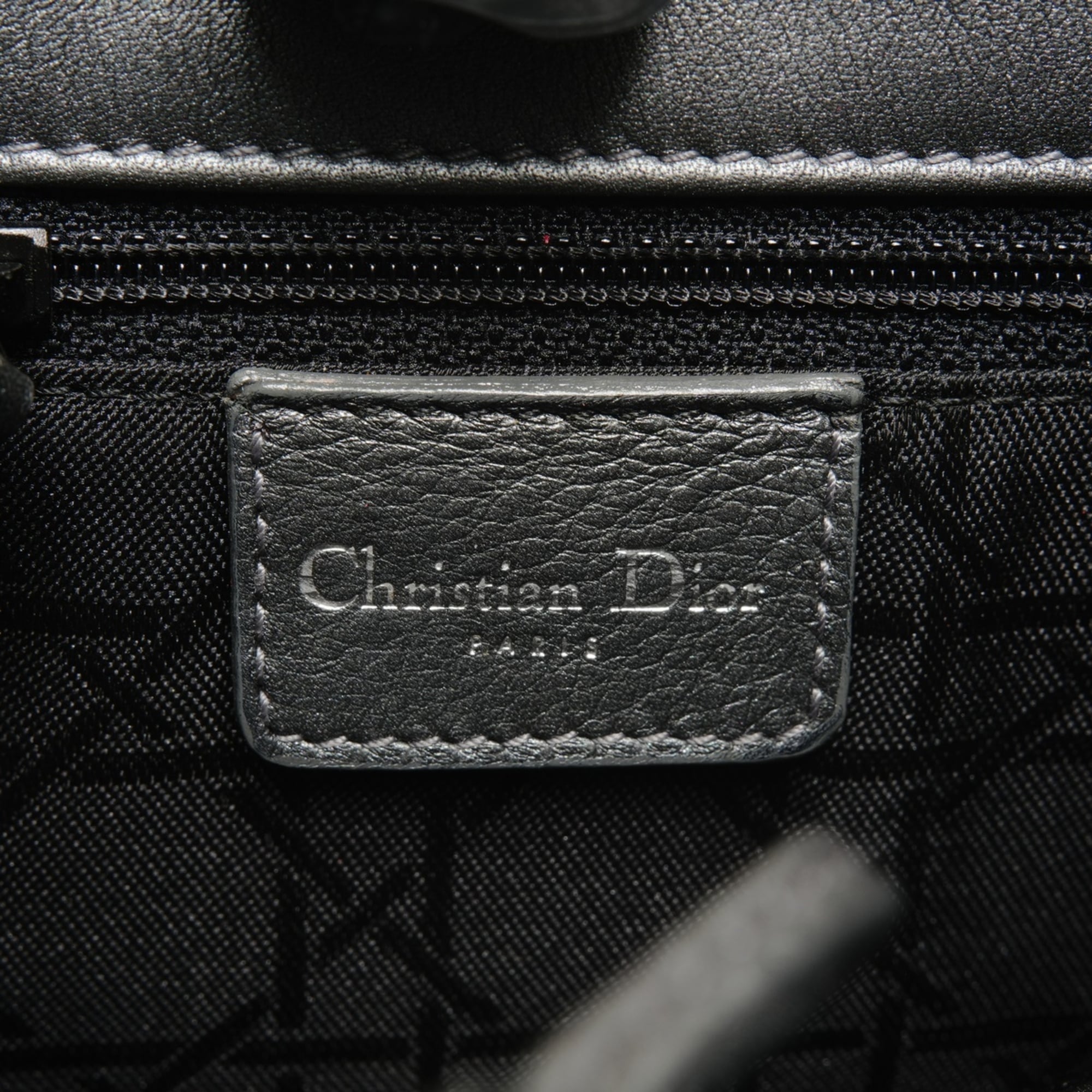 Christian Dior Gray Leather Shoulder Bag (Pre-Owned)