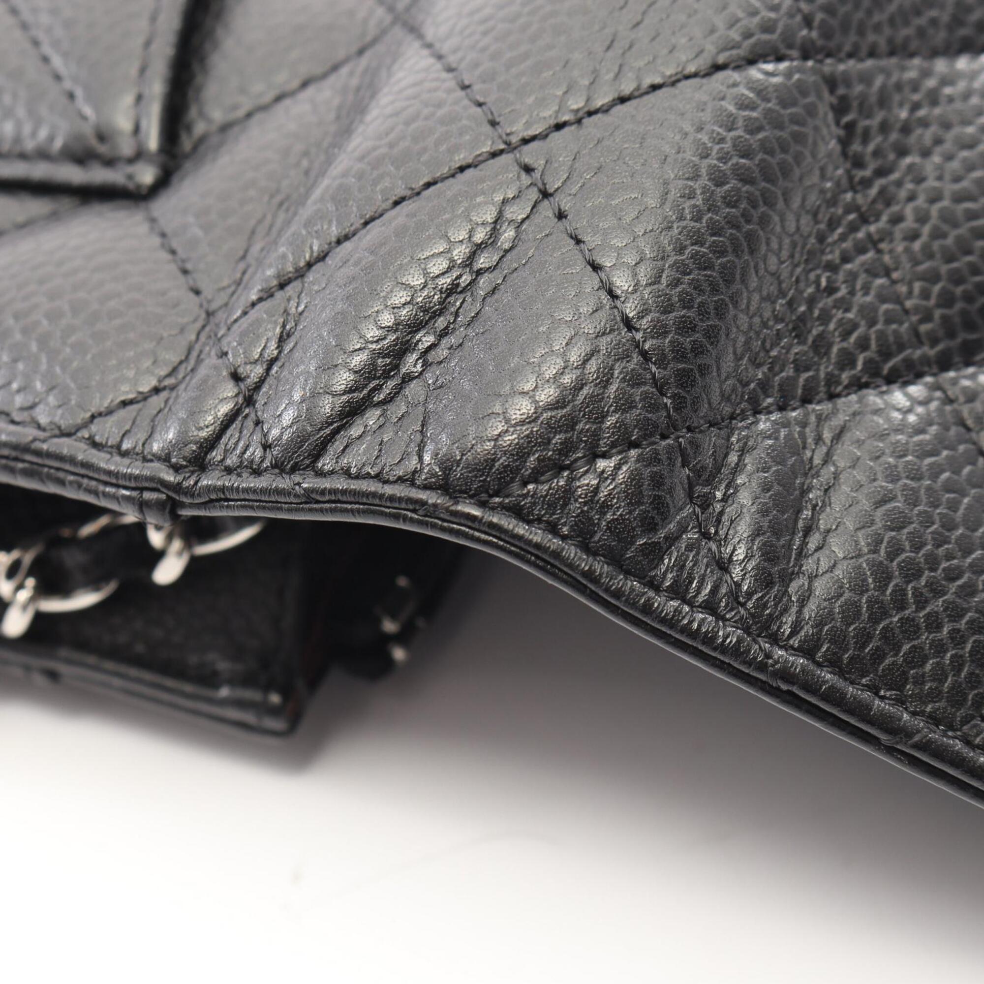 Chanel Black Grained Calfskin Handbag Shoulder Bag (Pre-Owned)