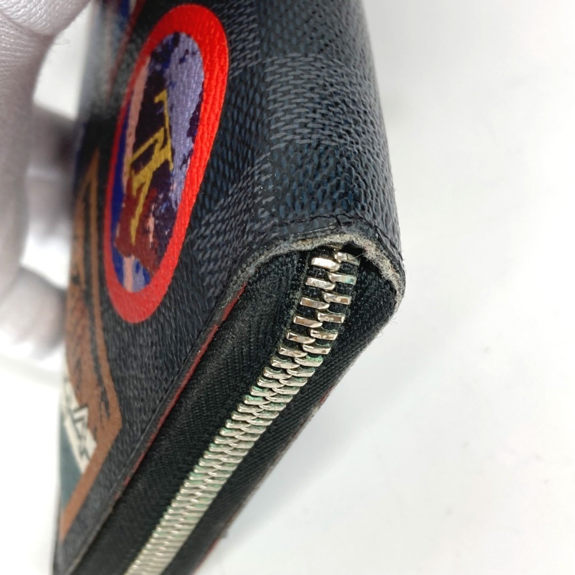 Louis Vuitton Black Multi-Color Damier Graphite Long Wallet (Bi-Fold) (Pre-Owned)