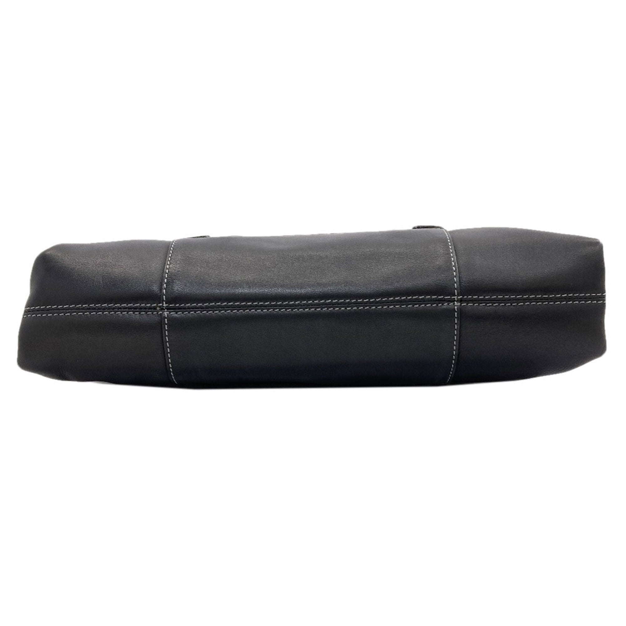 Bvlgari Black Leather Handbag (Pre-Owned)