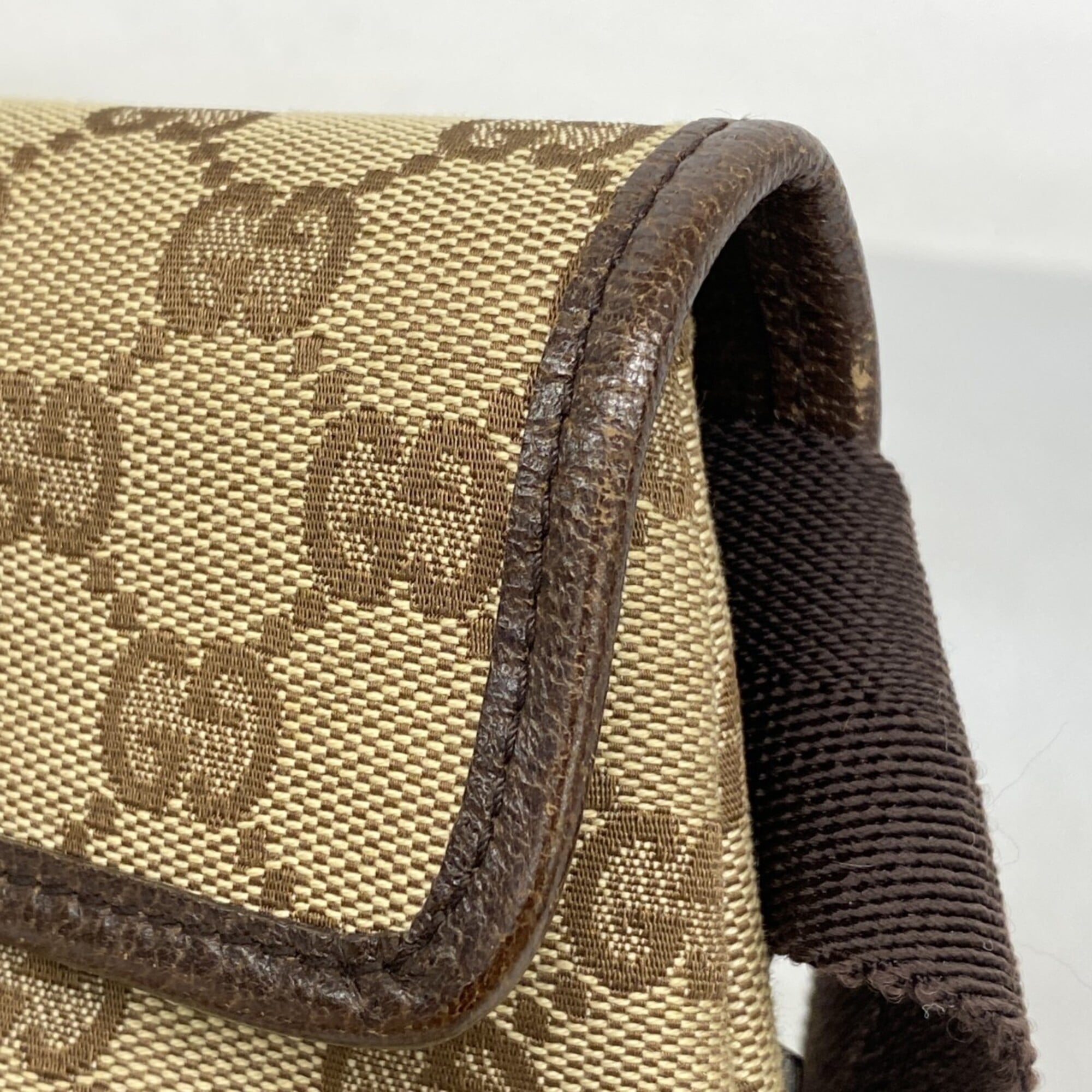 Gucci Brown Canvas Fanny Pack (Pre-Owned)