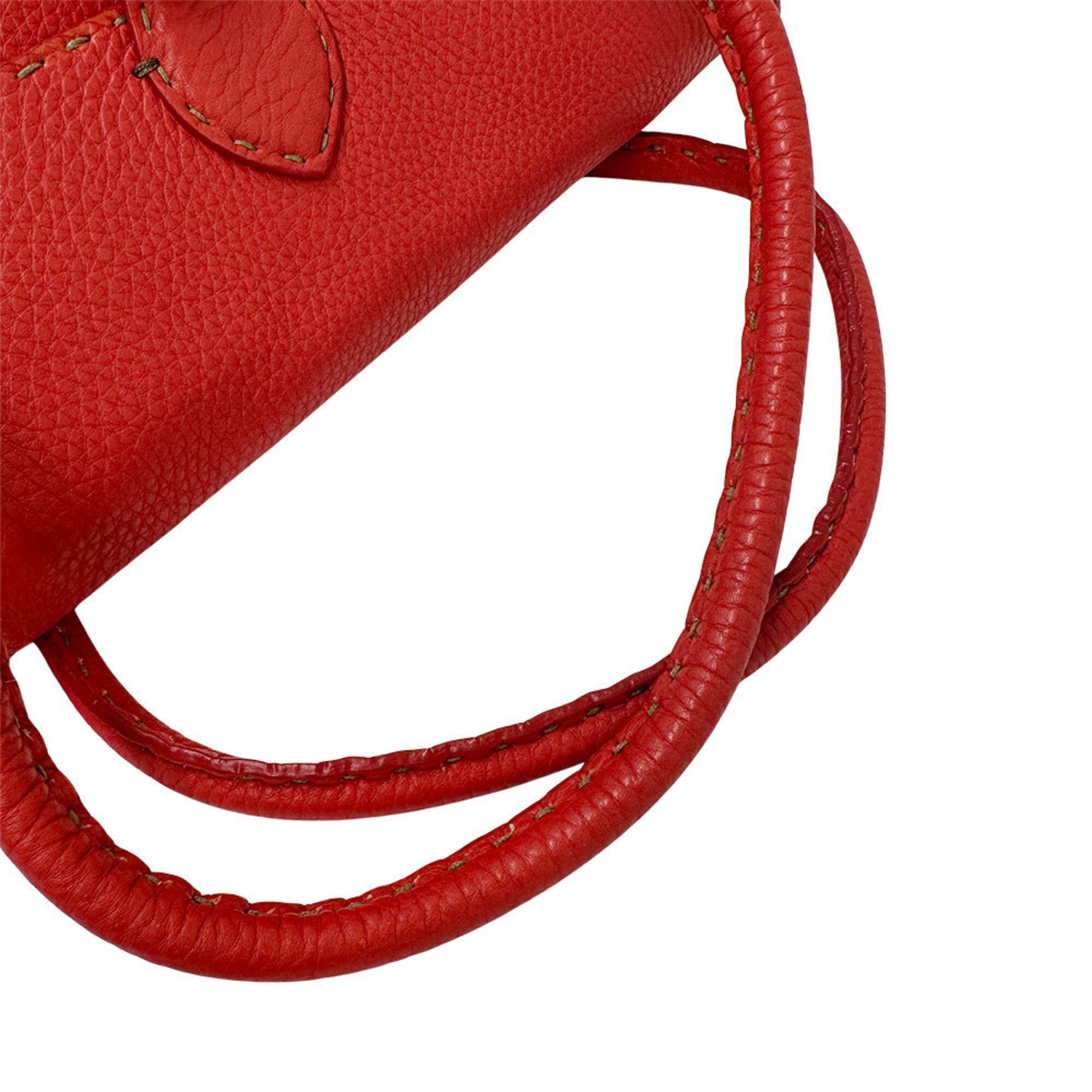 Fendi Red Color Leather Handbag (Pre-Owned)
