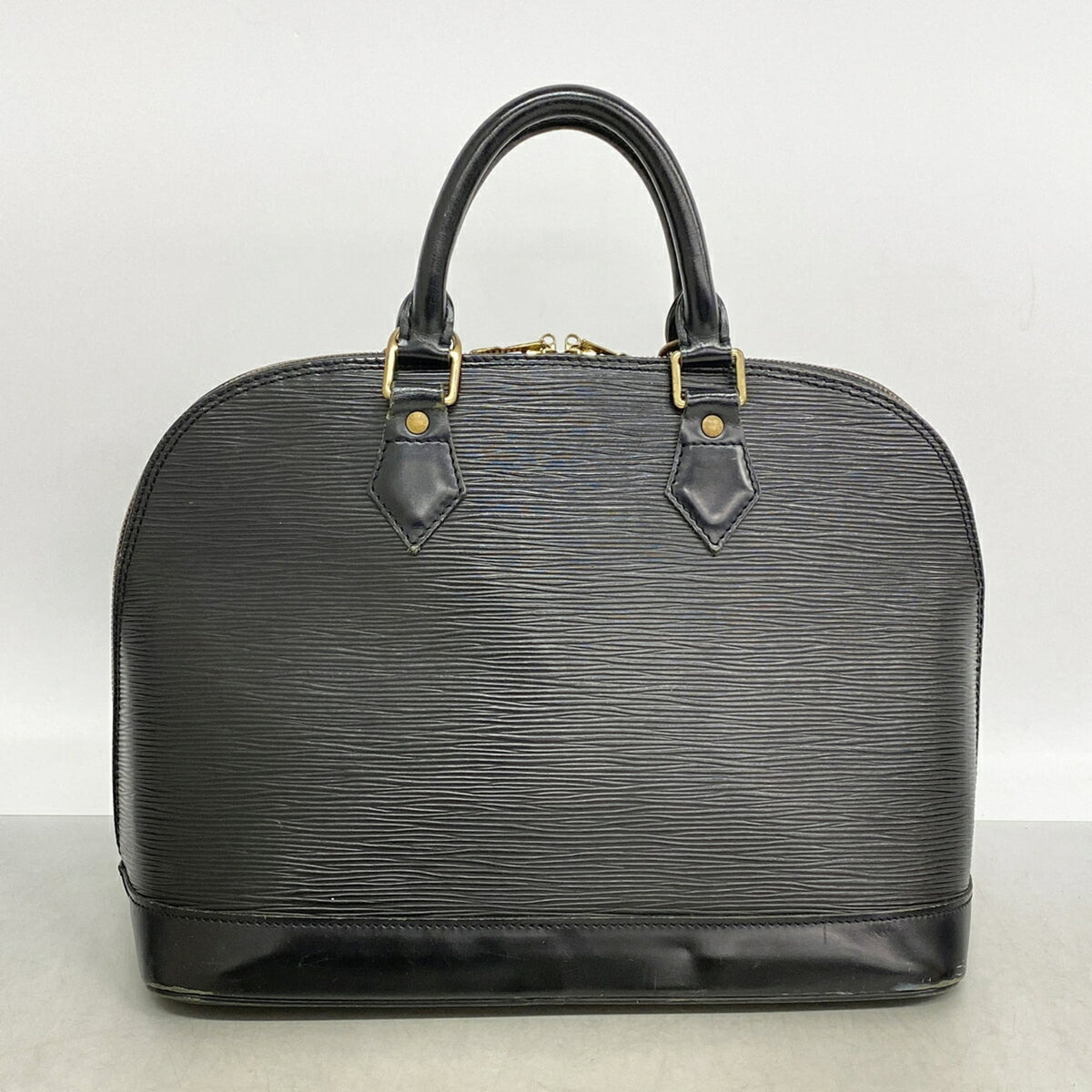 Louis Vuitton Noir Handbag (Pre-Owned)