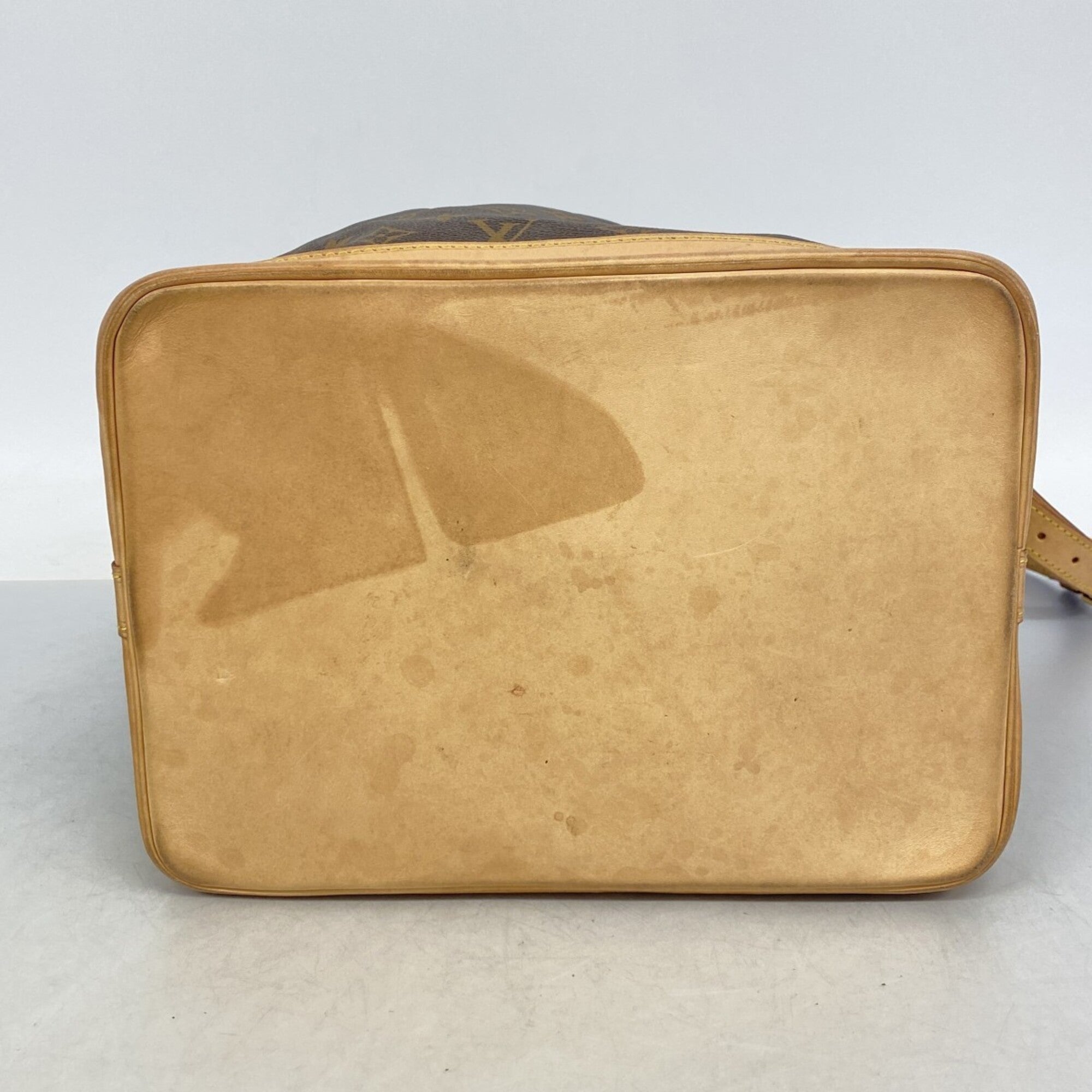Louis Vuitton Brown Shoulder Bag (Pre-Owned)