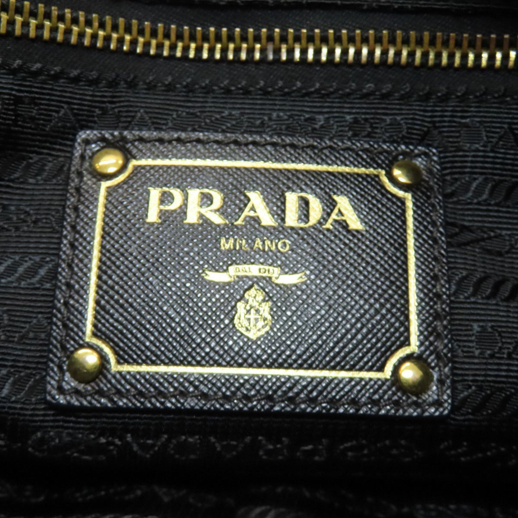 Prada Black Nylon Shoulder Bag (Pre-Owned)