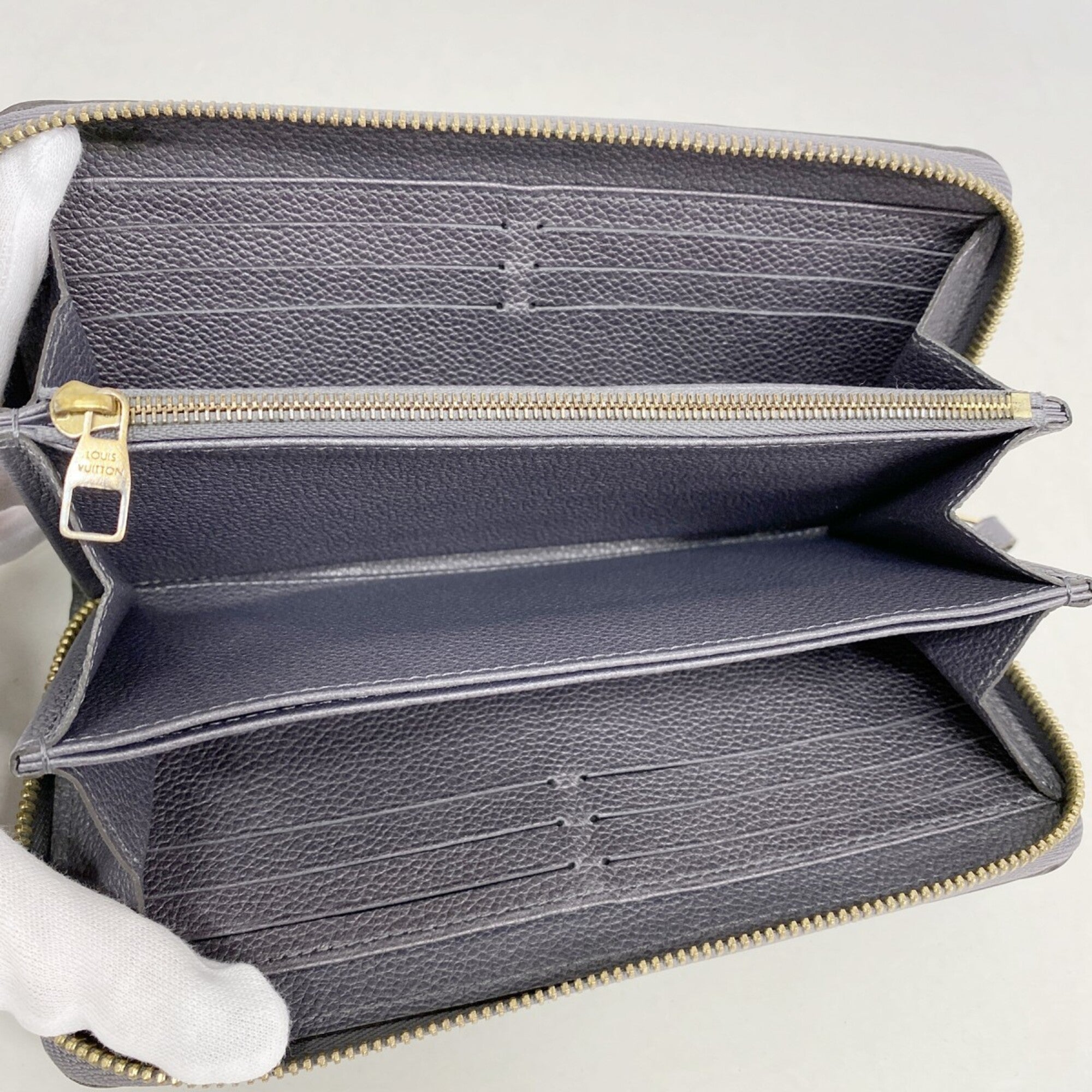 Louis Vuitton Gray Long Wallet (Bi-Fold) (Pre-Owned)