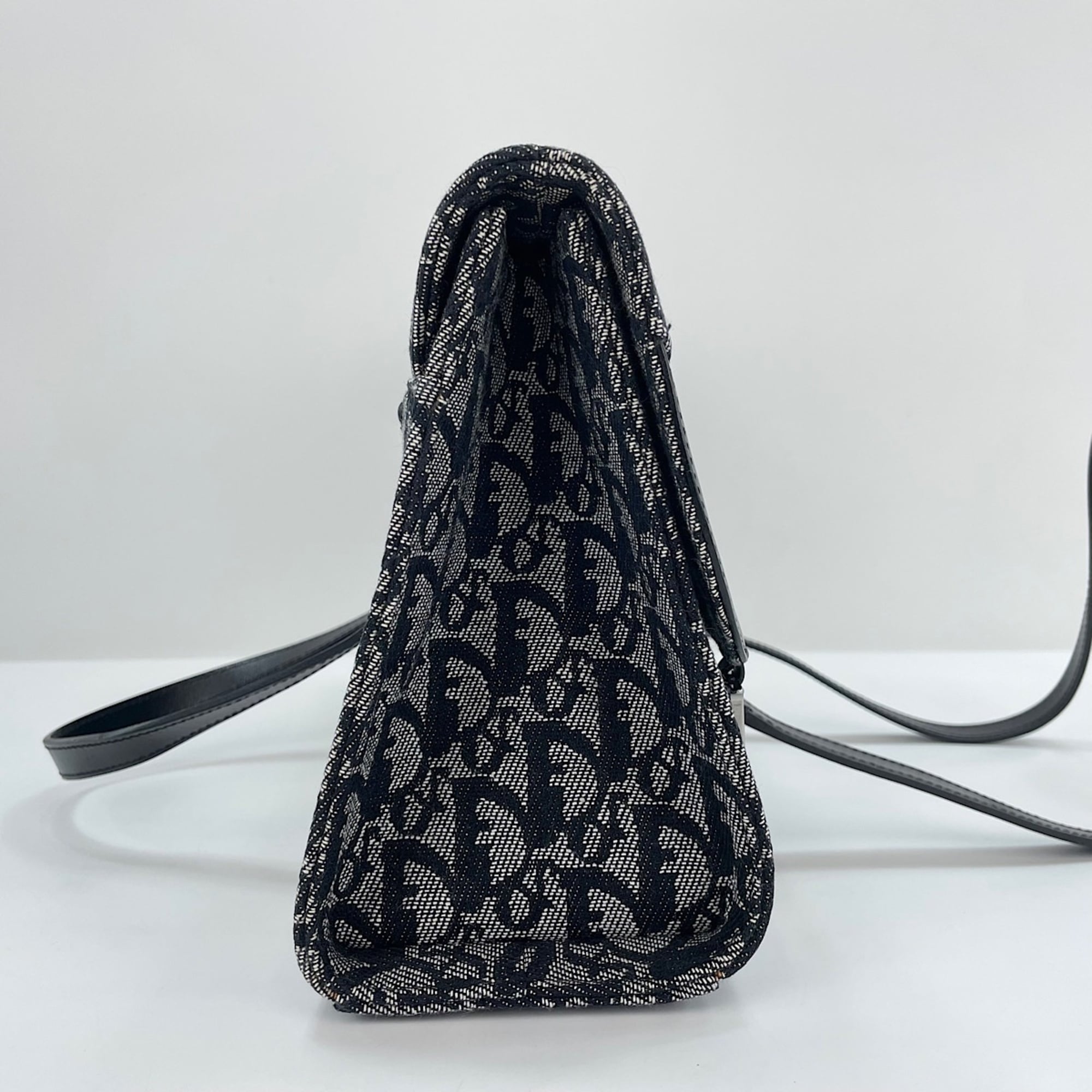 Christian Dior Black Handbag (Pre-Owned)