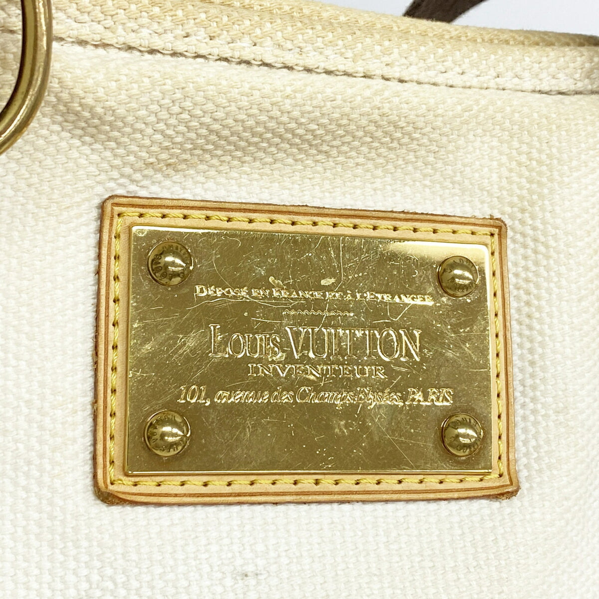Louis Vuitton Ecru Tote Bag (Pre-Owned)
