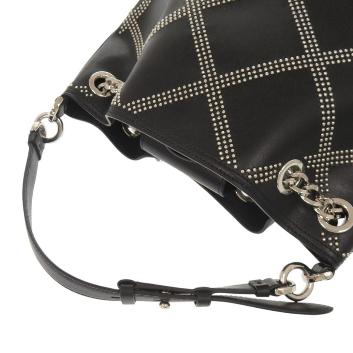 Salvatore Ferragamo Black Leather Handbag Shoulder Bag (Pre-Owned)