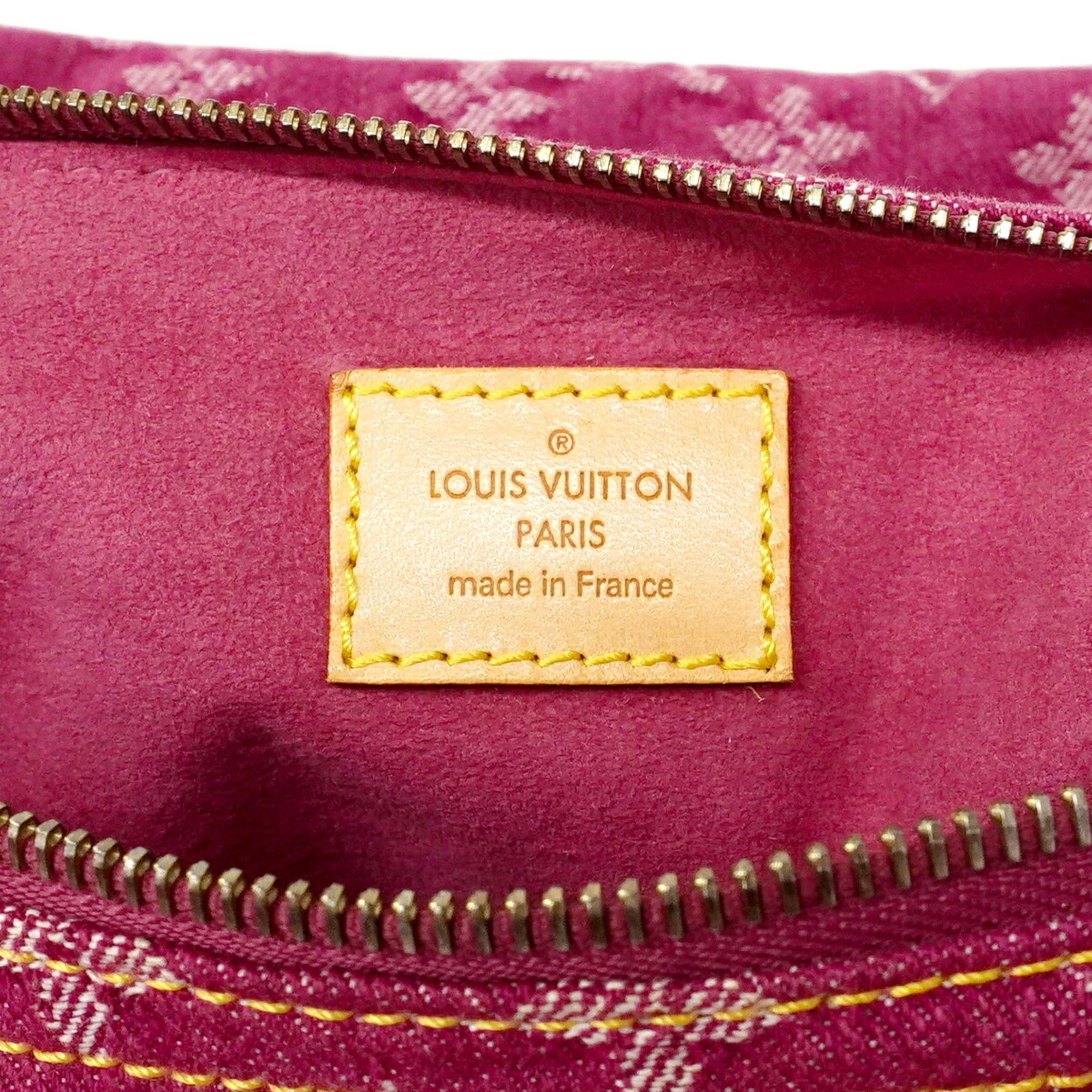 Louis Vuitton Fuchsia Shoulder Bag (Pre-Owned)