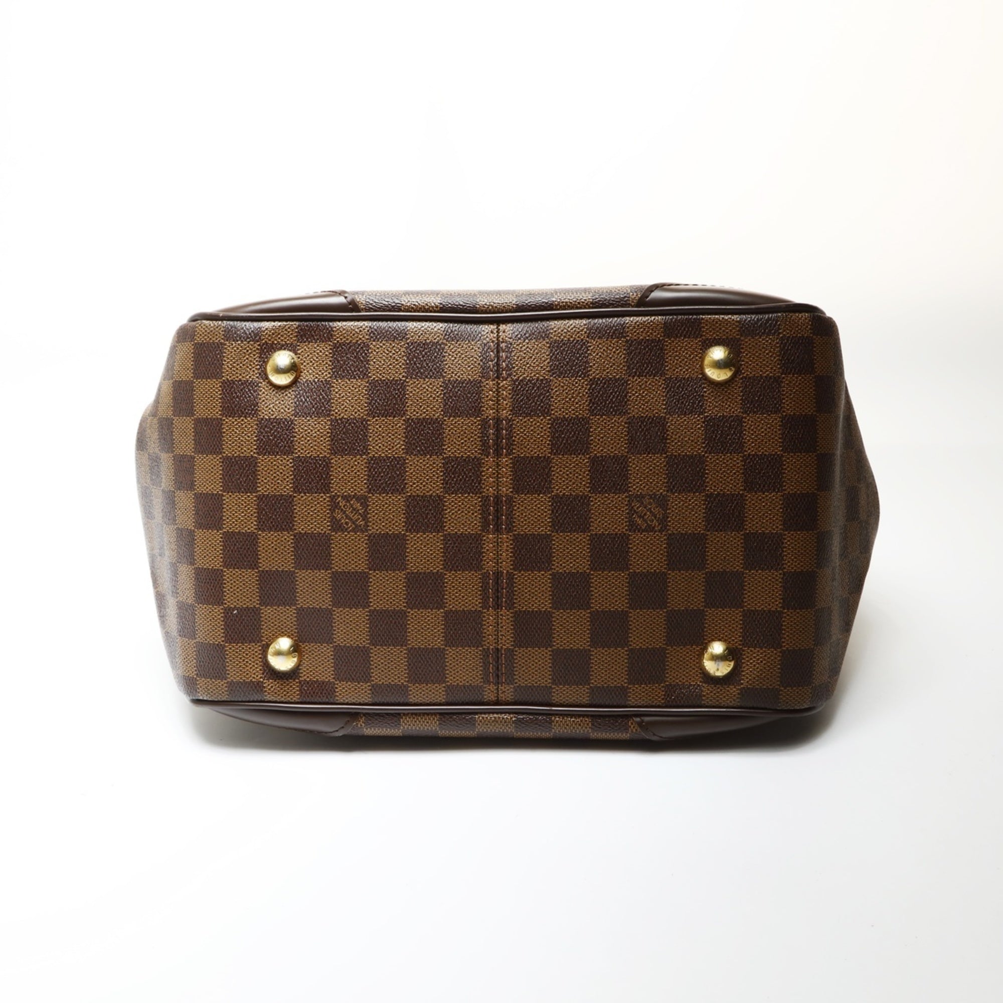 Louis Vuitton Brown Shoulder Bag (Pre-Owned)