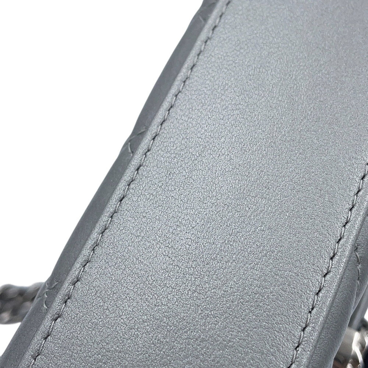 Chanel Matelasse Silver Leather Handbag Shoulder Bag (Pre-Owned)