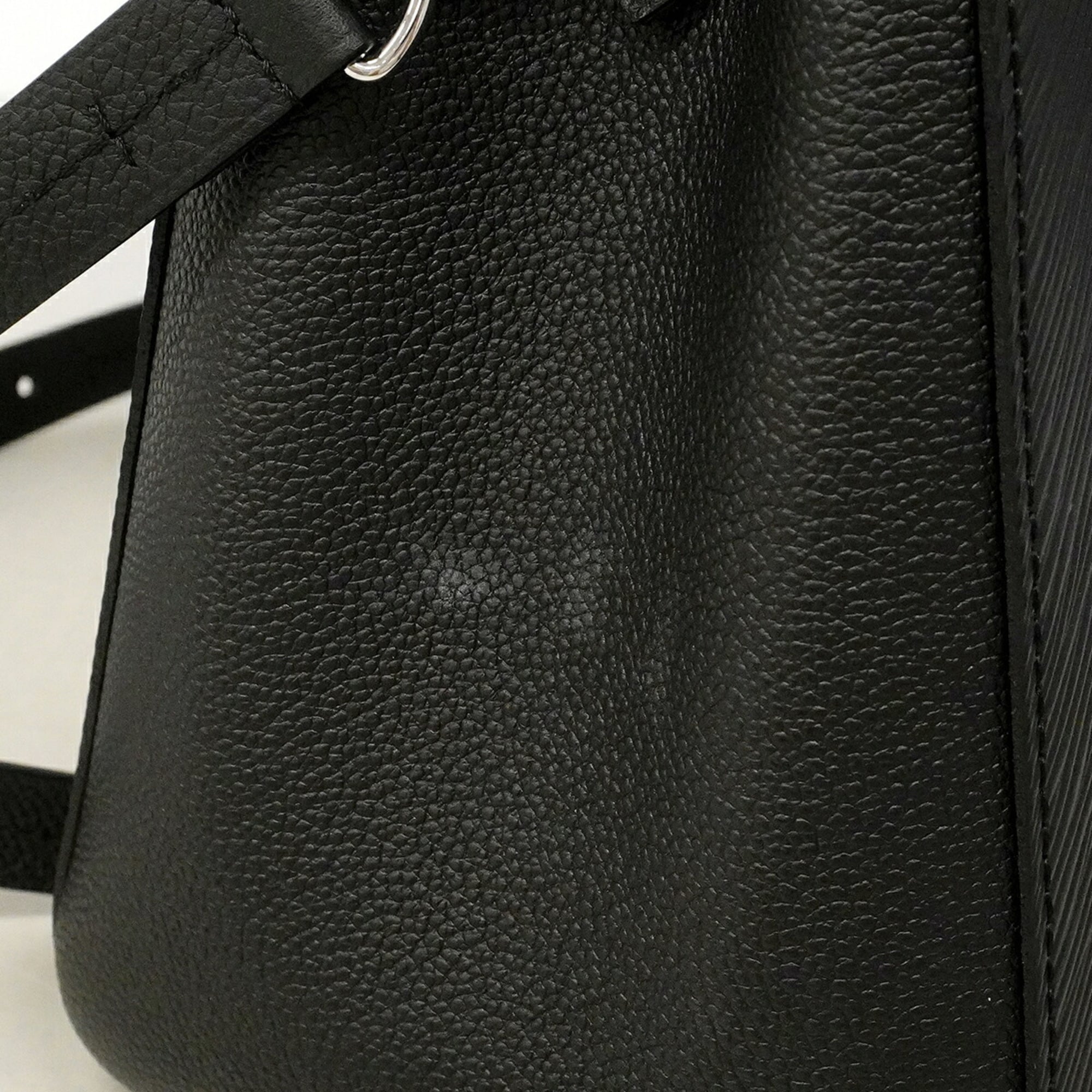 Louis Vuitton Noir Rose Ballerine Handbag (Pre-Owned)