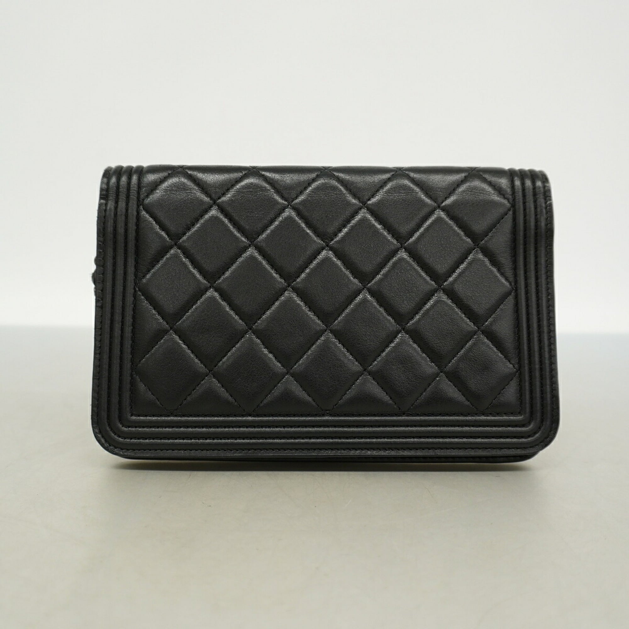 Chanel Black Leather Chain/Shoulder Wallet (Pre-Owned)