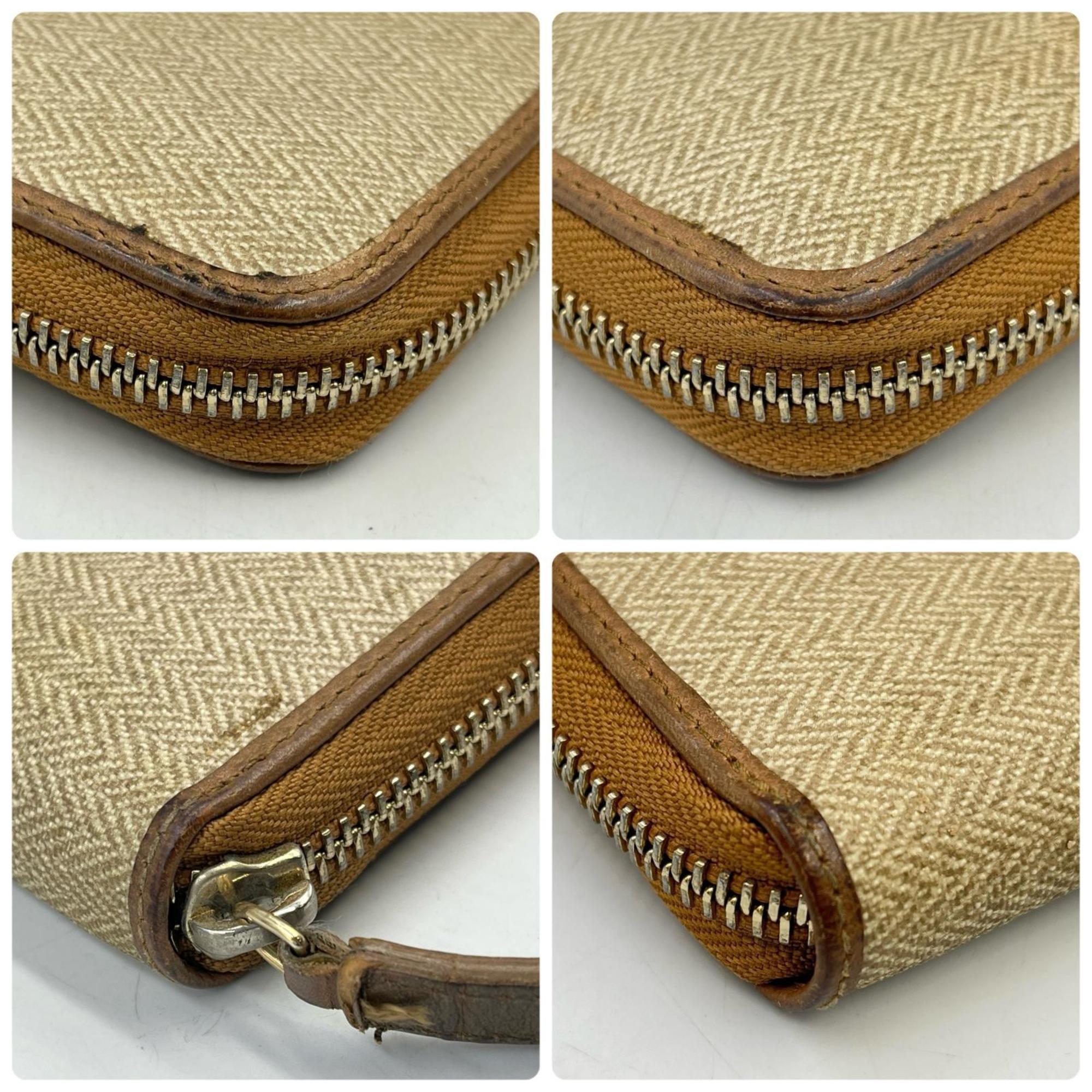 Bvlgari Beige Leather Long Wallet (Bi-Fold) (Pre-Owned)